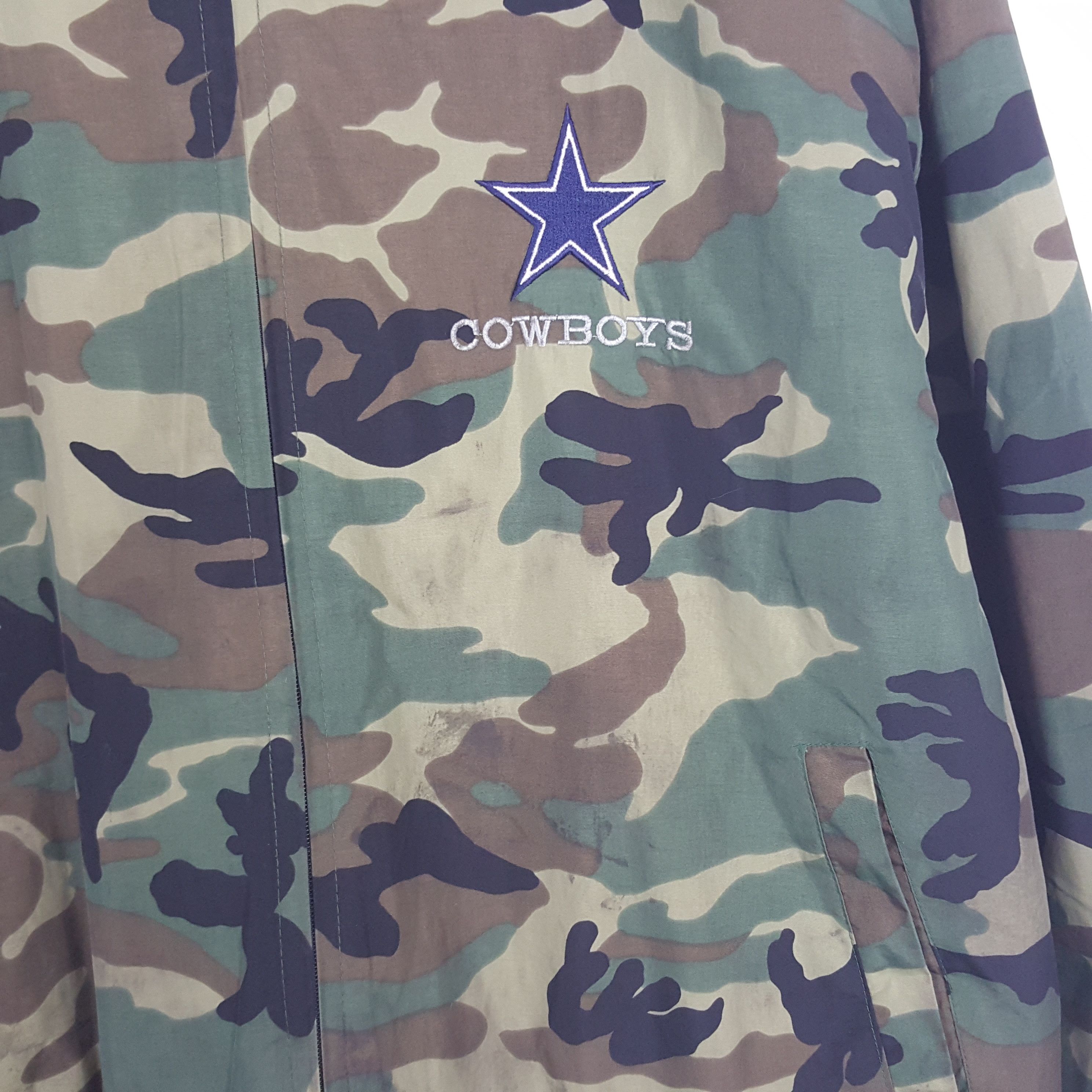 NFL × Vintage Vintage NFL Cowboys Camo Zipper Jacket Size US XXL / EU 58 / 5 - 4 Thumbnail