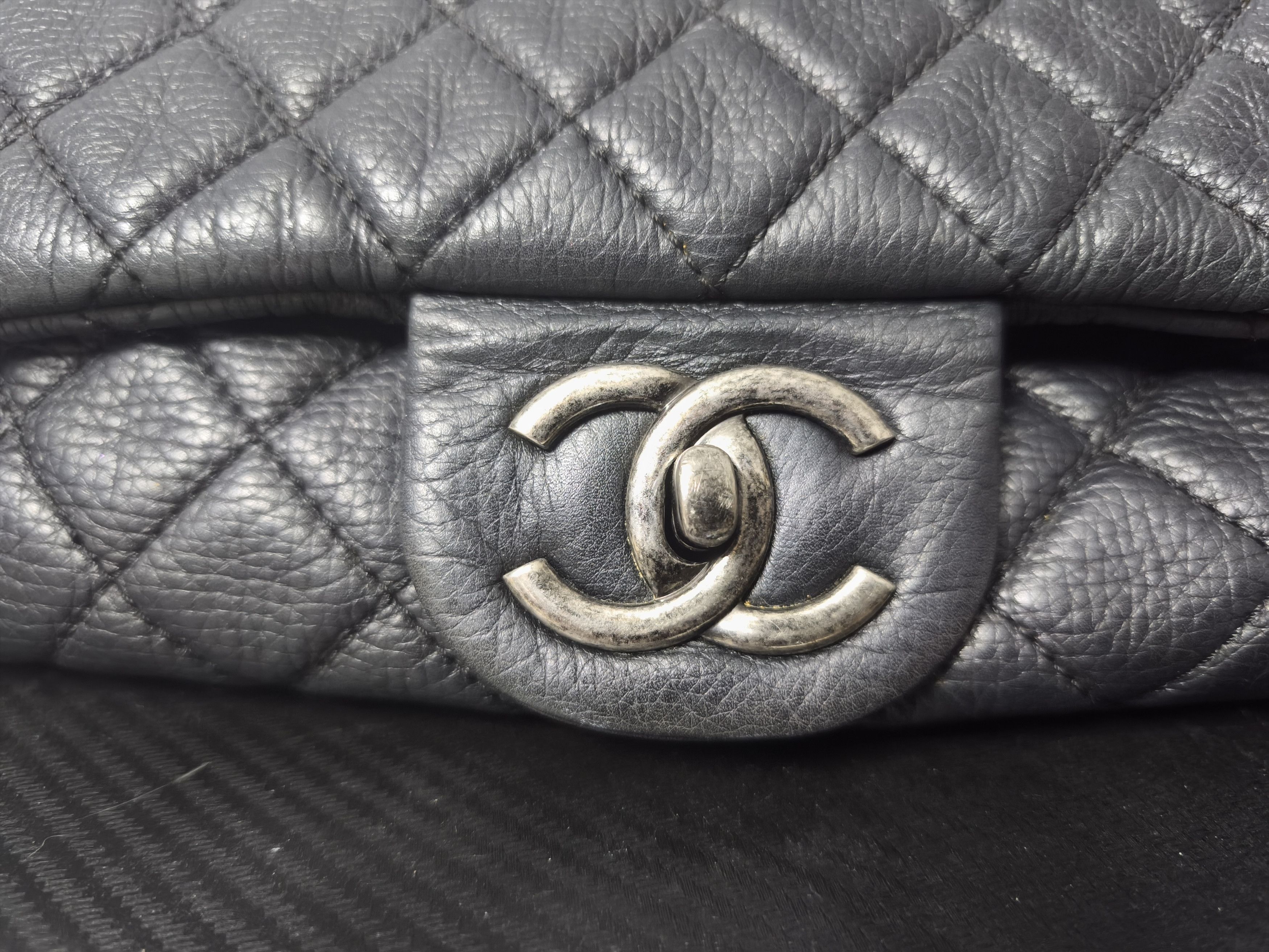 Chanel Chanel XXL airline flap bag (charcoal) Size ONE SIZE - 8 Thumbnail