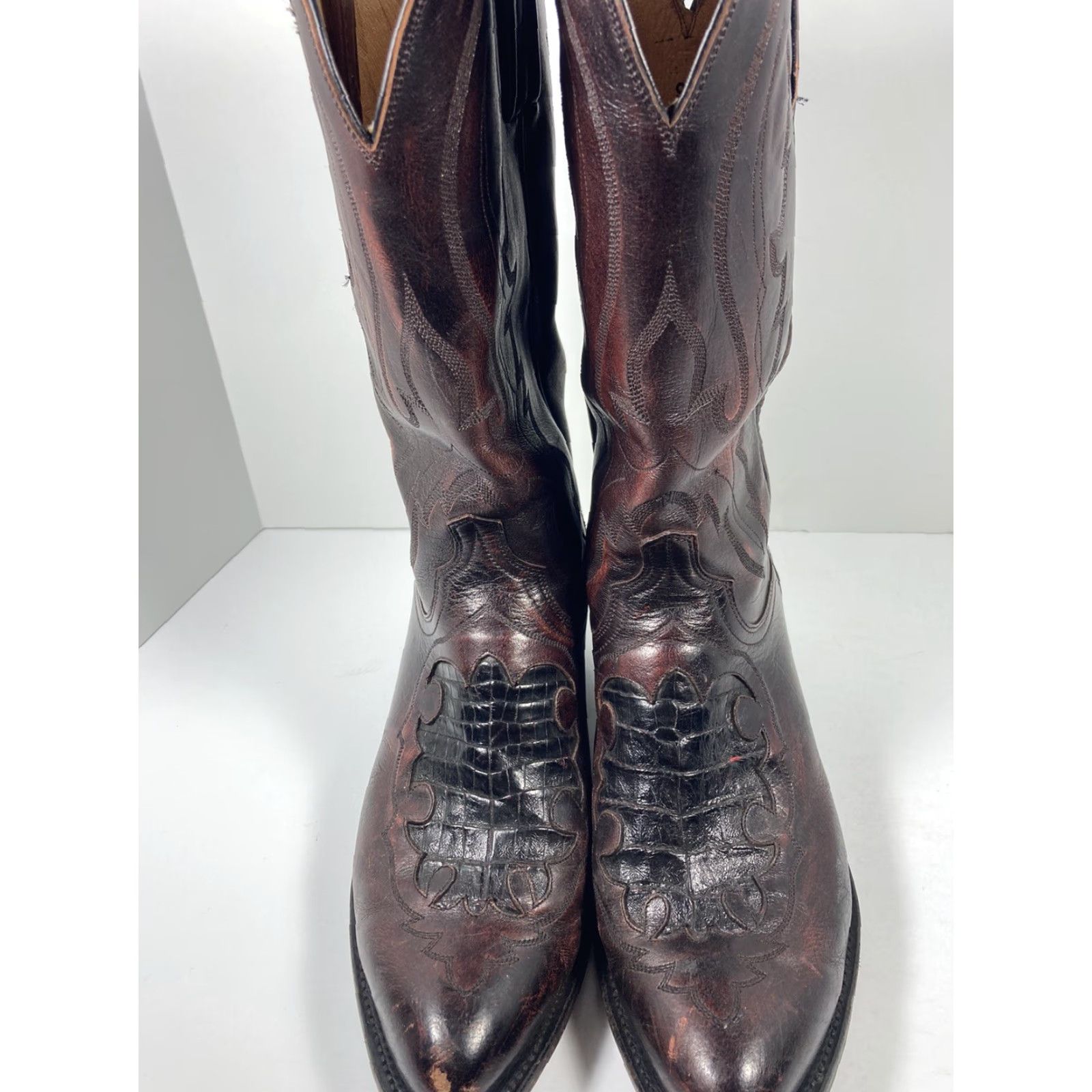 Vintage VINTAGE Lucchese Caiman Inlay Boots Men 9 EE Wide Black Cherry Leather VTG N1508J4 Size US 9 / EU 42 - 2 Thumbnail