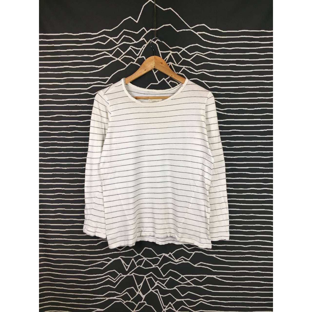 Current/Elliot Current/Elliott Minimalist Striped Long Sleeve Tee Size S / US 4 / IT 40 - 2 Thumbnail