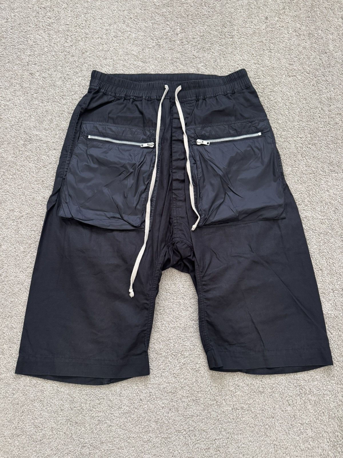バ*】様 RickOwens DRKSHDW 17FW Cargo Pods Rick Owens DRKSHDW Pods Cargo Shorts - Made In Japan Black
