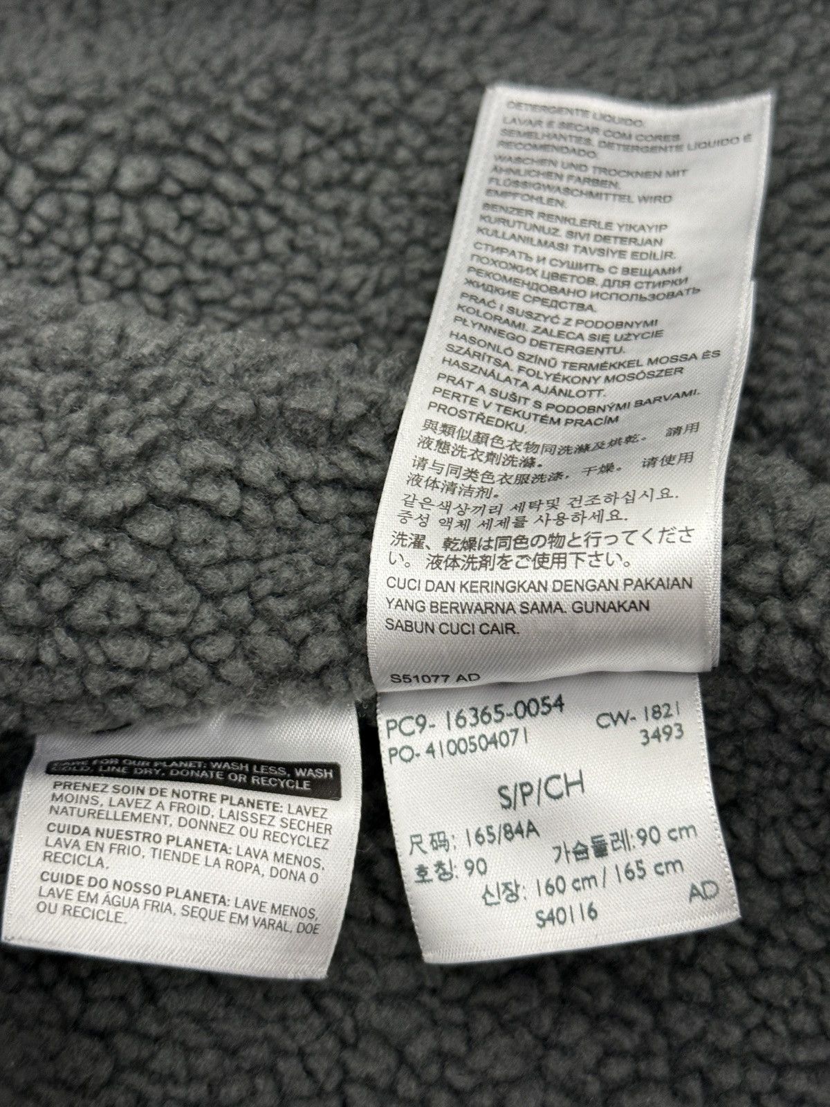 Levi's Levis Black Sherpa Lined Dark Wash Denim Trucker Jacket S Size US S / EU 44-46 / 1 - 7 Thumbnail