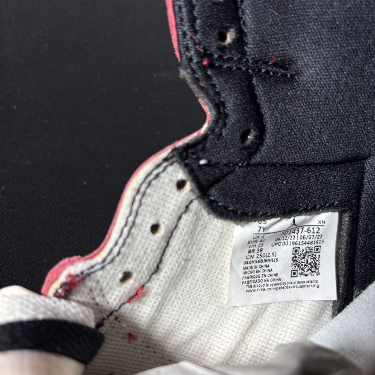 Jordan Brand JORDAN 1 RETRO HIGH LOST AND FOUND SIZE 7Y Size US 7 / EU 40 - 6 Thumbnail