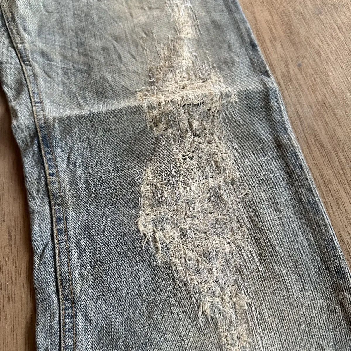 Dolce & Gabbana SICKSS 💥 VTG DOLCE&GABBANA DISTRESSED DENIM LIGHTWASH PANT Size US 34 / EU 50 - 15 Thumbnail