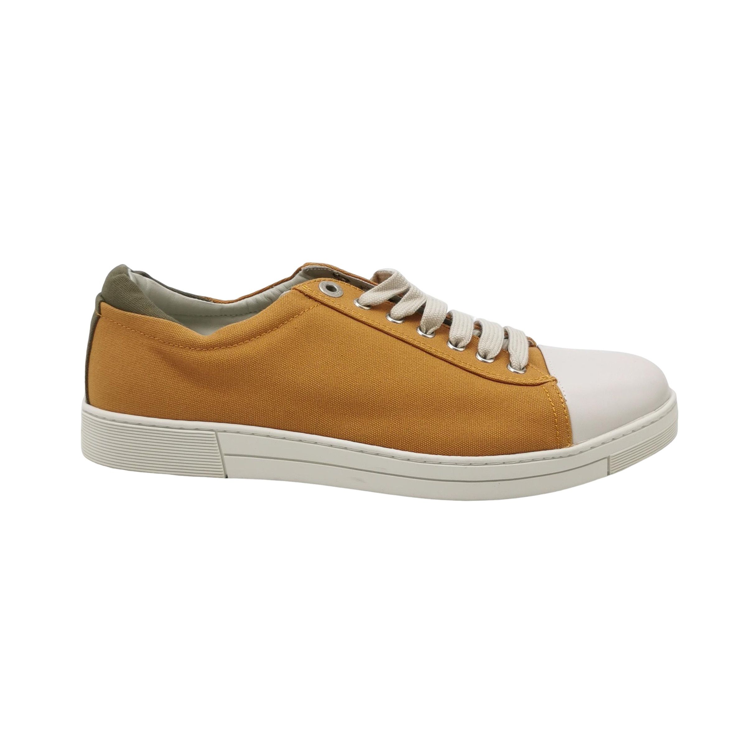 Salvatore Ferragamo Salvatore Ferragamo Canvas Low Top Sneakers EU 41.5 Size US 8 / EU 41 - 1 Thumbnail
