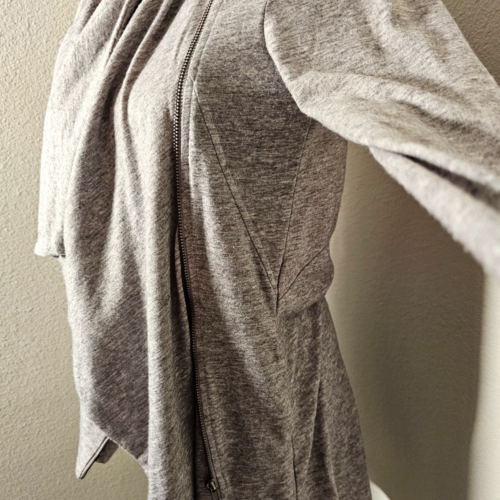 Forever 21 FOREVER 21 Women's Cardigan Sweater Zipper Front Long Sleeves Gray Size M Size M / US 6-8 / IT 42-44 - 5 Thumbnail
