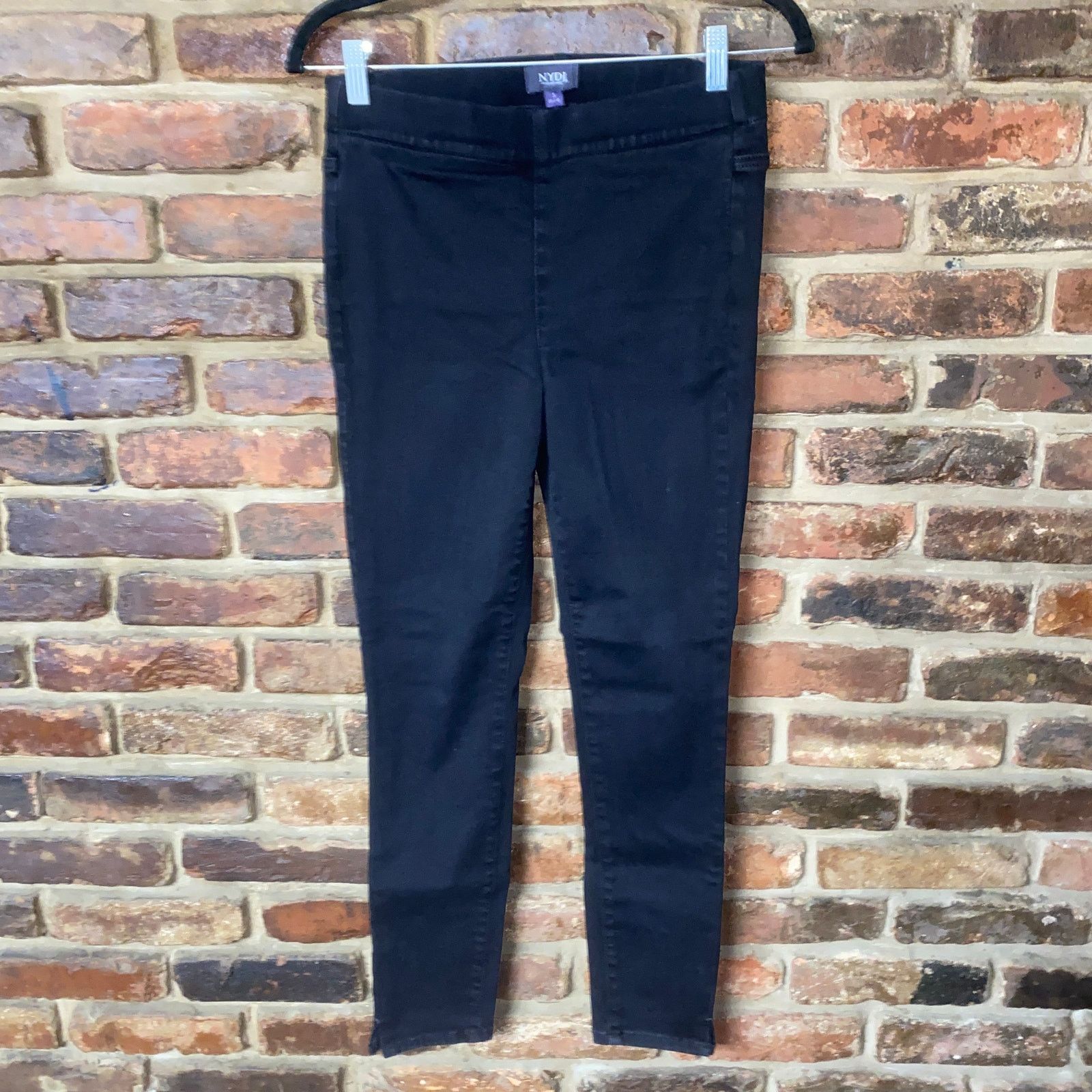 NYDJ Not Your Daughter's Jeans Black Denim Pull-On Small 0-2-4 Size 26" / US 2 / IT 38 - 2 Thumbnail