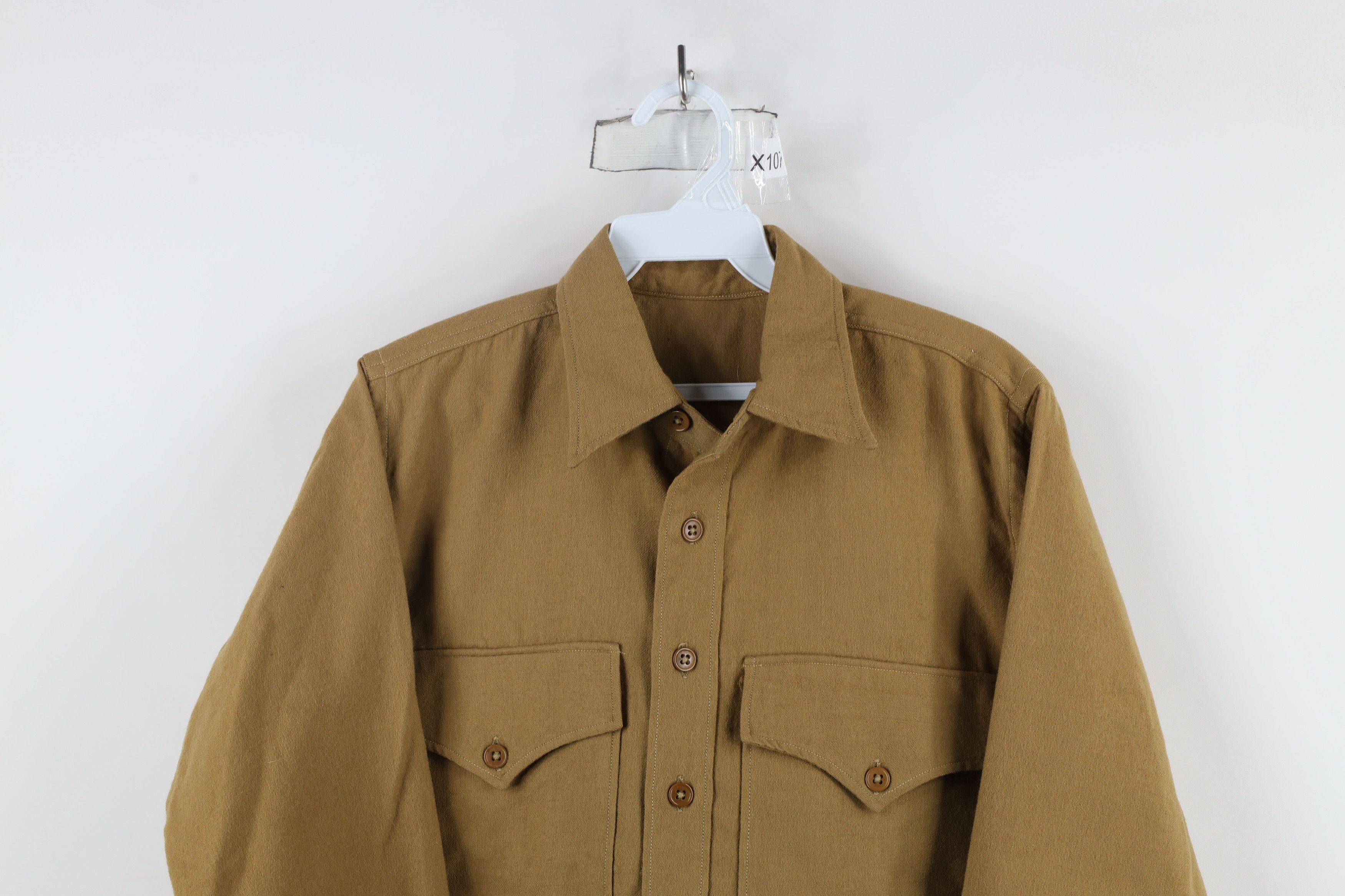 Vintage Vintage 40s WWII Wool Military Field Button Shirt Beige USA Size US L / EU 52-54 / 3 - 2 Thumbnail