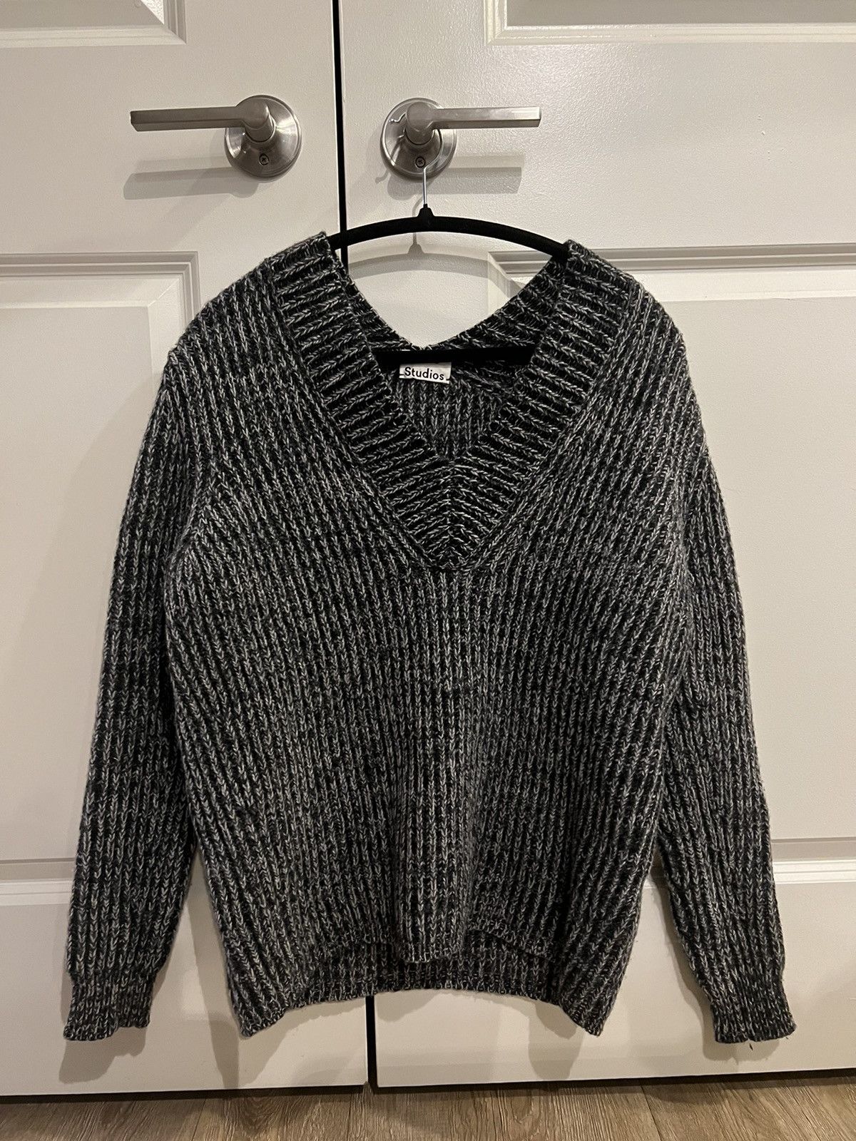 Acne Studios Acne Studios Keborah Ribbed Knit Sweater Size XS / US 0-2 / IT 36-38 - 1 Thumbnail
