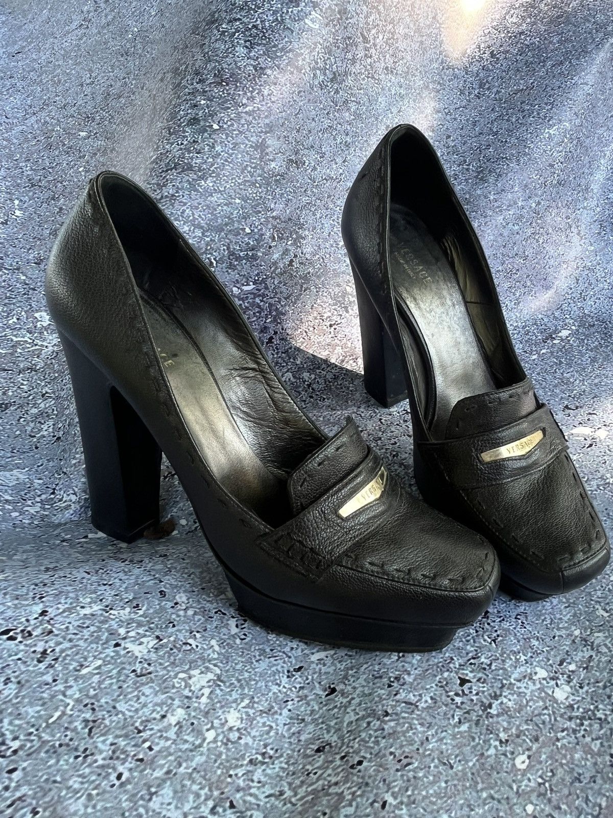 Genuine Leather RARE❗️ VERSACE MEDUSA LEATHER HEELS Boots Court Shoes Pumps Size US 7 / IT 37 - 1 Thumbnail
