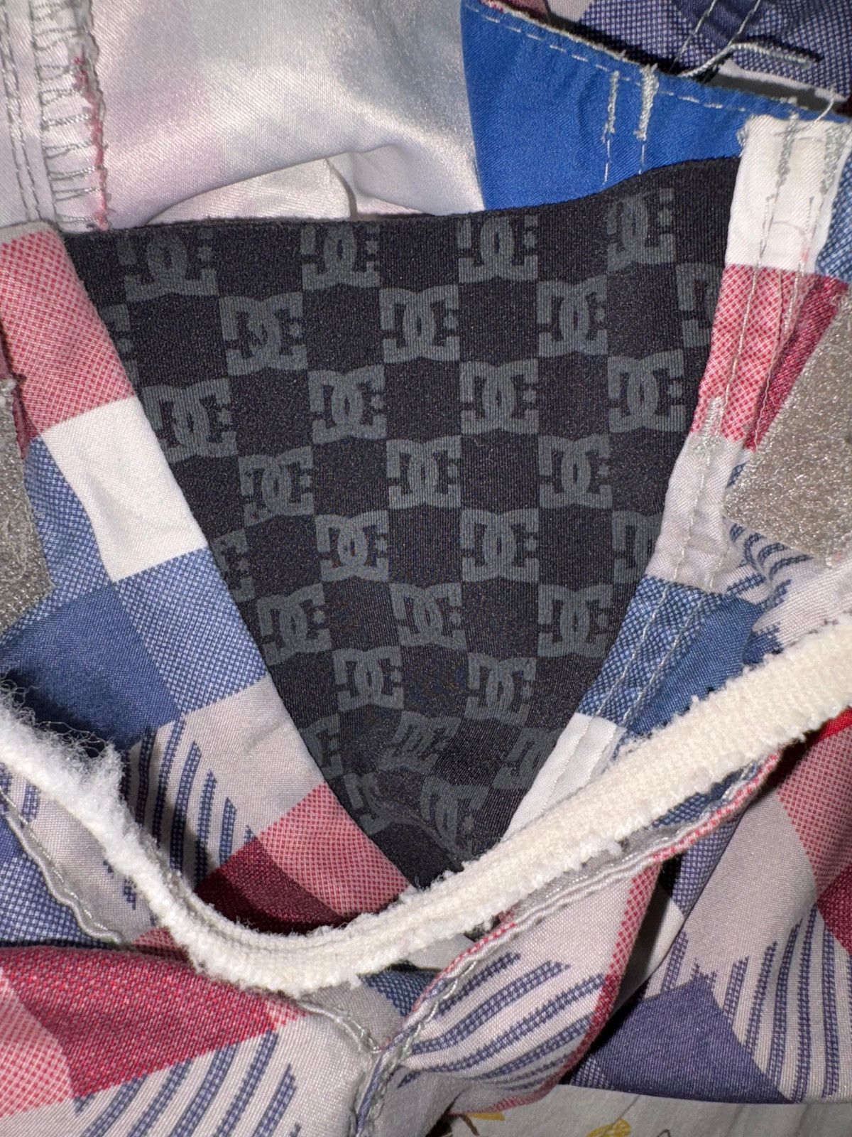 DC Y2K vintage DC shoes inc Boardshorts Size US 33 - 5 Thumbnail