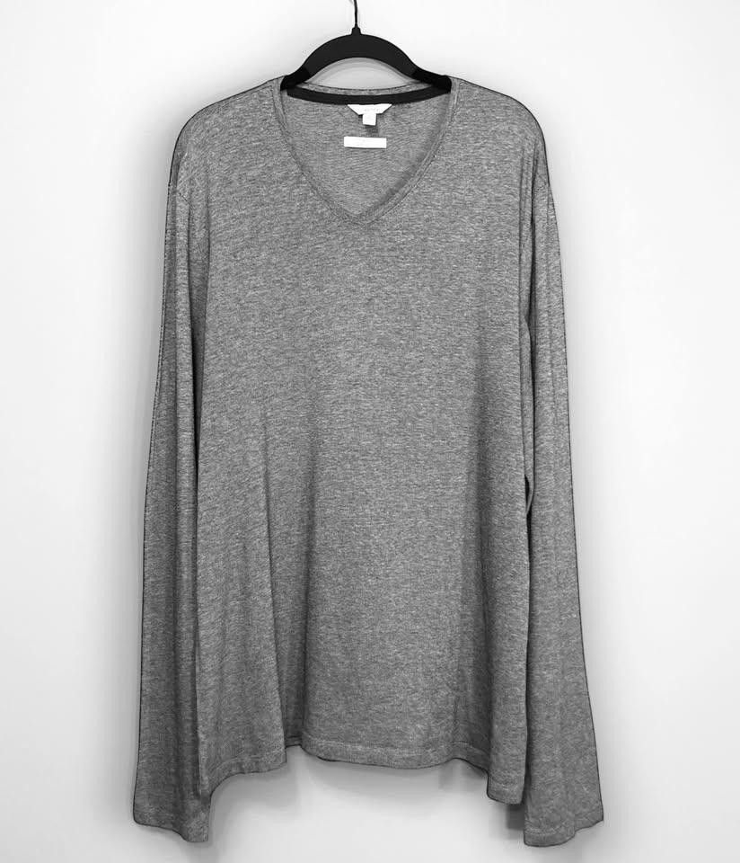 Calvin Klein Calvin Klein Liquid Touch Long Sleeve V-Neck Shirt - XL Size XL / US 12-14 / IT 48-50 - 1 Thumbnail