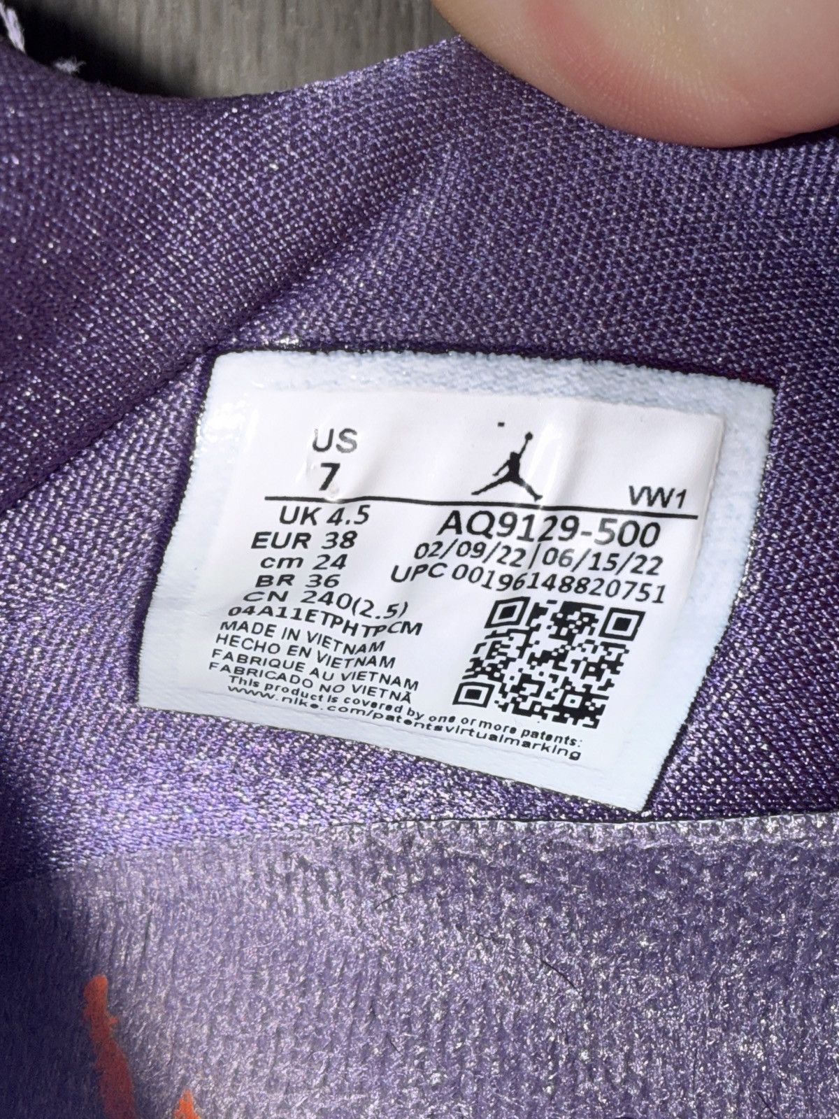 Jordan Brand Jordan Retro 4 ‘Canyon Purple’ Size US 7 / IT 37 - 3 Thumbnail