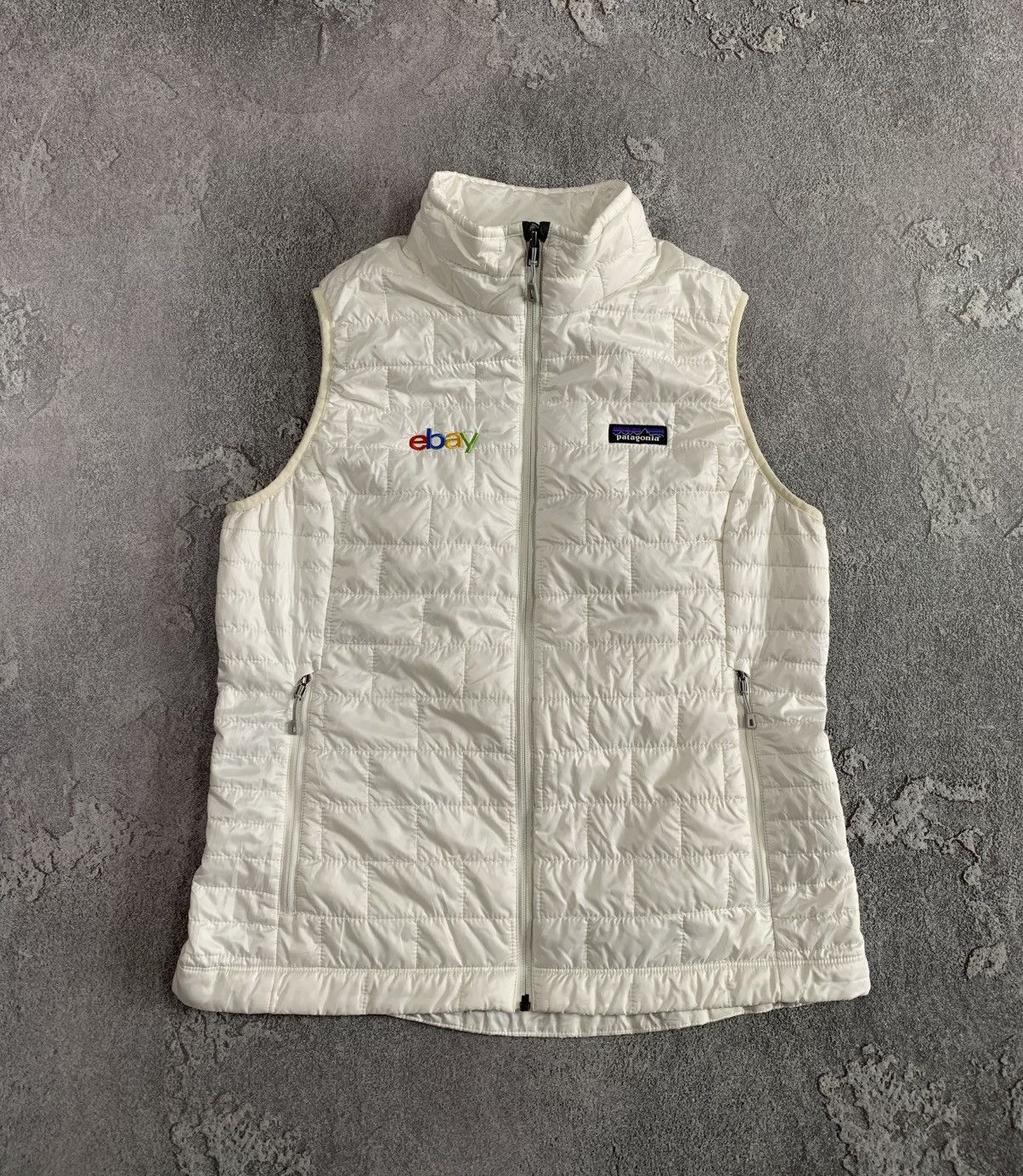 Patagonia Patagonia Primaloft Nano Puff White Vest Gilet Women's sizeL Size L / US 10 / IT 46 - 1 Thumbnail