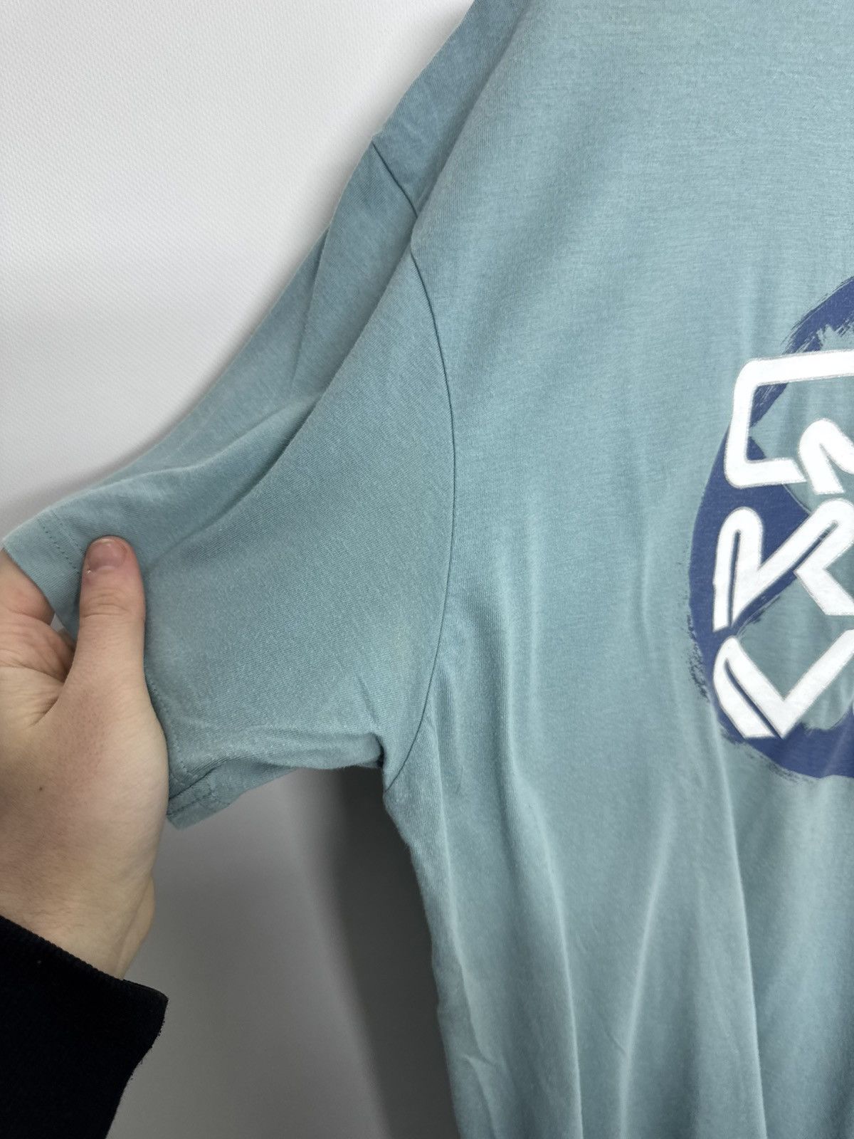 Quiksilver Vintage Quiksilver Tee Big Logo Size US L / EU 52-54 / 3 - 4 Thumbnail