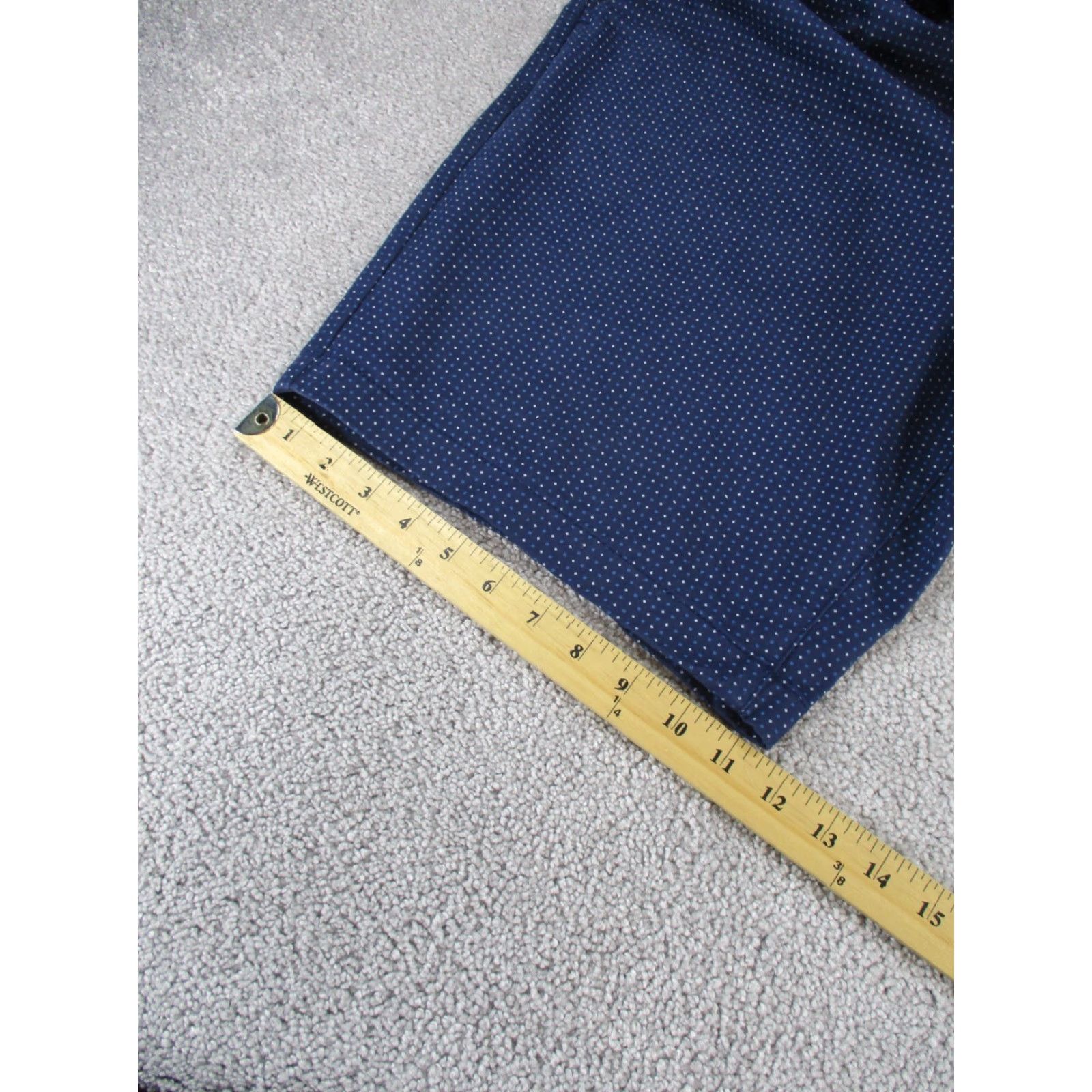 Michael Kors VINTAGE Michael Kors Shorts Mens 40 Chino Navy Blue Polka Dot Cotton Spandex Casual Beach 40 Mens Size US 40 / EU 56 - 4 Thumbnail