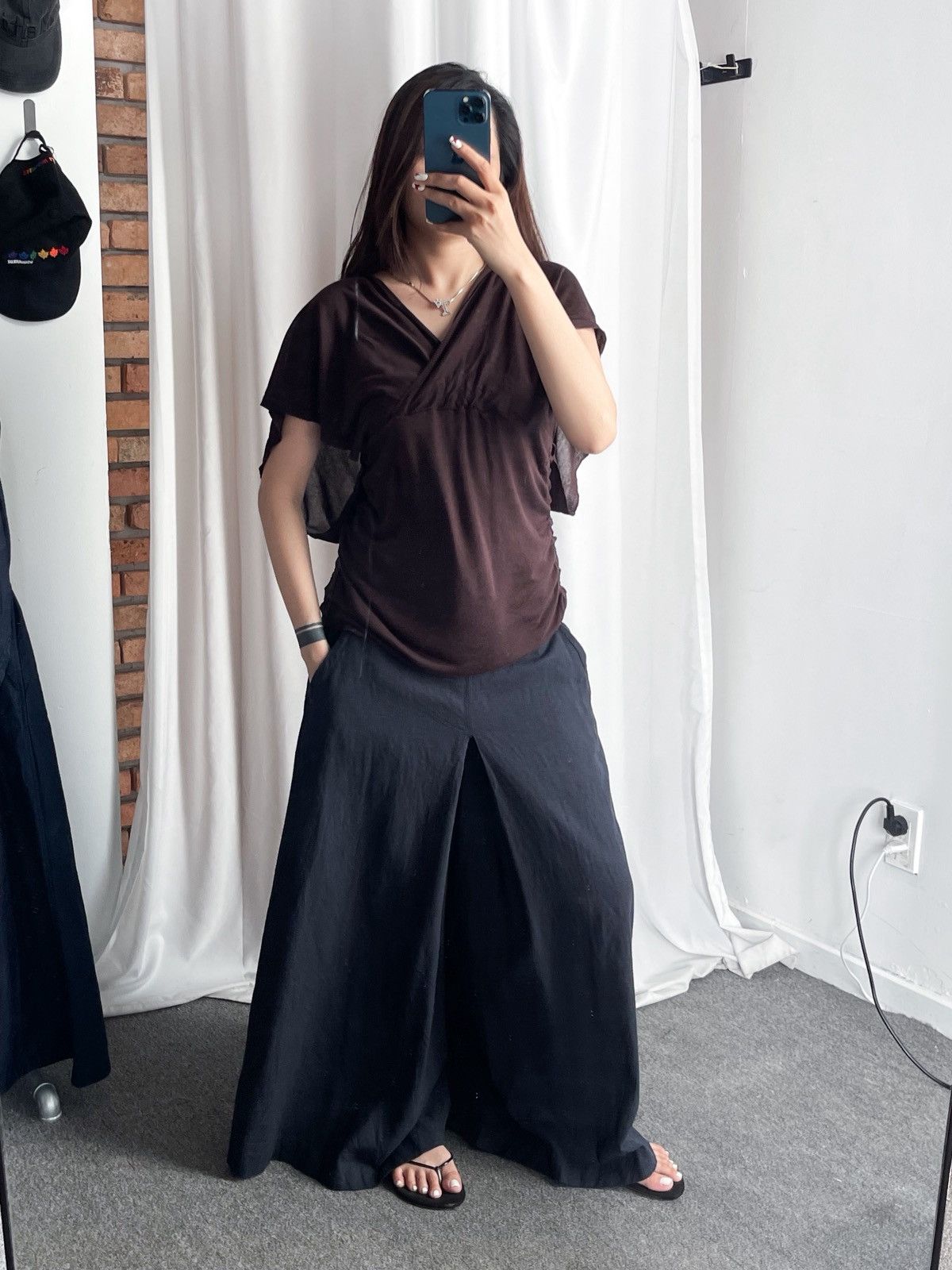 Journal Standard Double Standard Clothing Multi-Way Draped Batwing Knit Top Size ONE SIZE - 3 Thumbnail