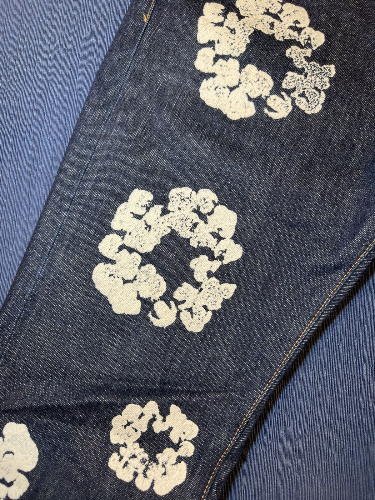 DENIM TEARS × Levi's Denim Tears Cotton Wreath Raw Denim Size US 31 - 3 Thumbnail