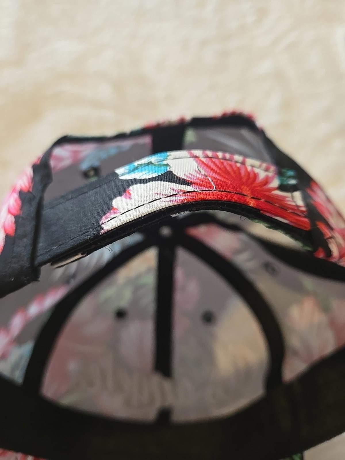 Winners Circle Los Angeles Tropical Floral Wynn Headwear Hat Cap New Size ONE SIZE - 4 Thumbnail
