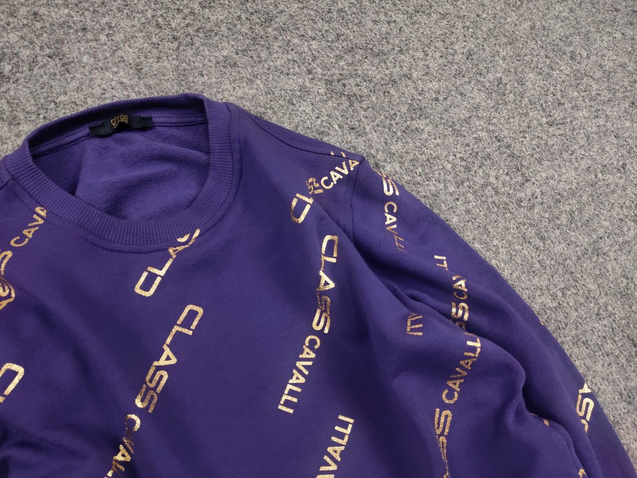 Roberto Cavalli Roberto Cavalli class Design Purple Monogram Logo Sweatshirt Size US S / EU 44-46 / 1 - 8 Thumbnail