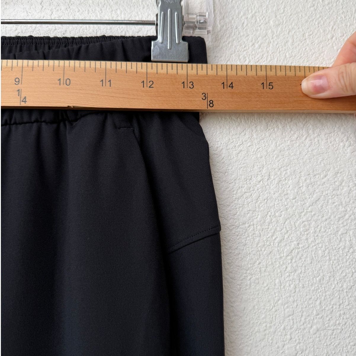 Lululemon Lululemon On The Fly Jogger Black Drawstring Cuffed Pants 2 Size 26" / US 2 / IT 38 - 13 Thumbnail