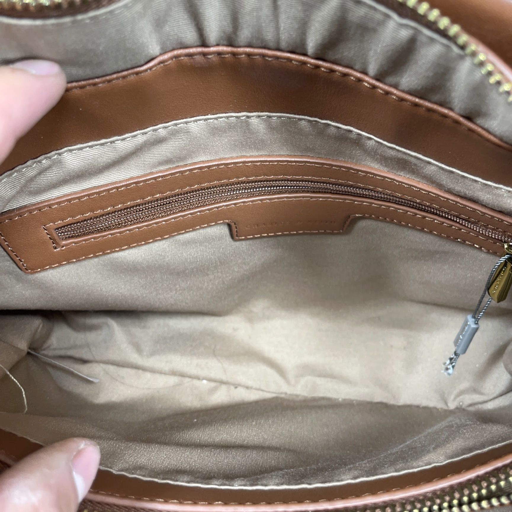 Vintage CHARLES & KEITH Bags Womens Small Harper Geometric Satchel/Top Handle Bag Brown Leather Zip Size S / US 4 / IT 40 - 7 Thumbnail