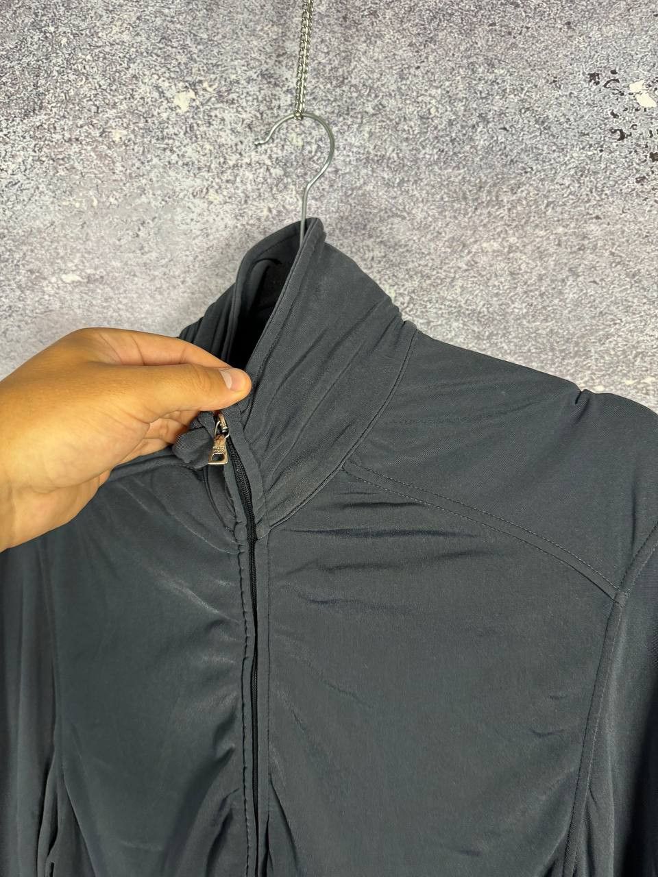 Prada Archive Prada Woman Red Tab Softshell Zip Sweater Size M / US 6-8 / IT 42-44 - 13 Thumbnail