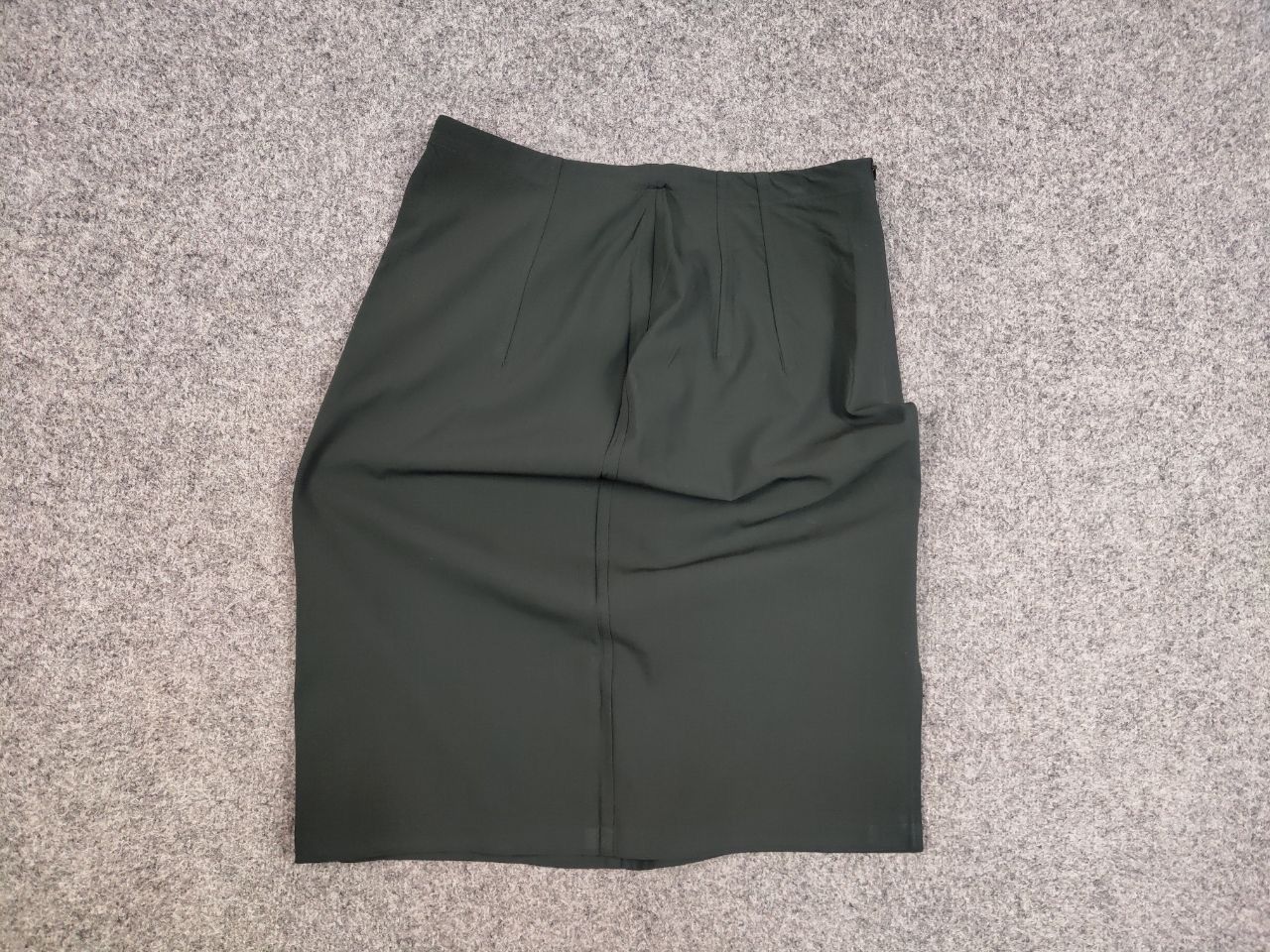 Jil Sander Vintage 90's Jil Sander Mid length skirt Green Size 42" / US 20 - 10 Thumbnail