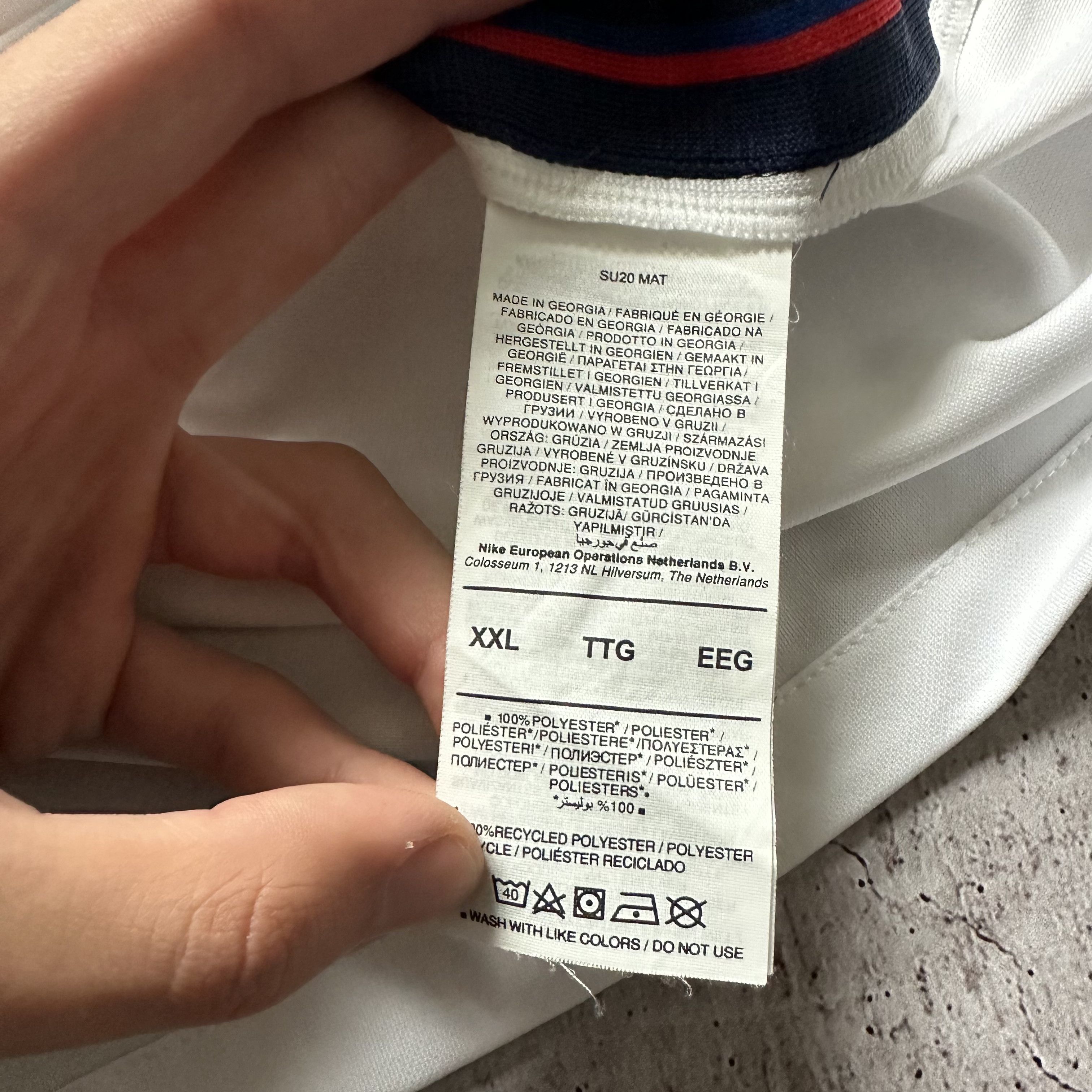 Nike Nike Jersey England Soccer Football Center Swoosh Streetwear Size US XXL / EU 58 / 5 - 5 Thumbnail