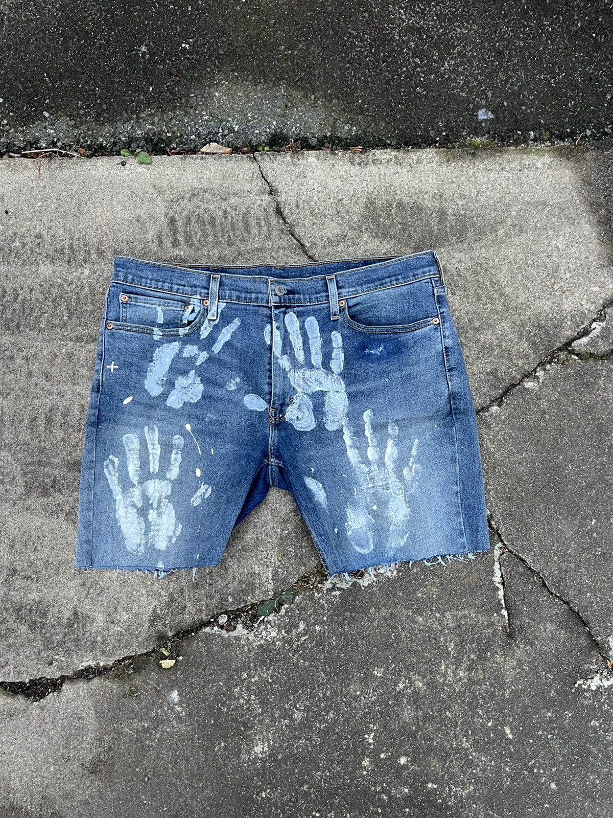 Levi's Distressed Cut Off Levi Jean Shorts Size US 38 / EU 54 - 1 Thumbnail