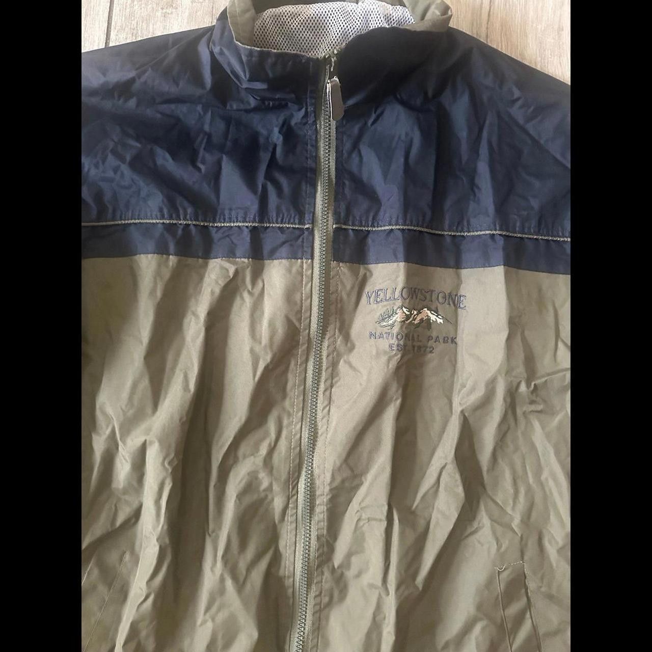 Designer Mens Used Yellowstone National Park Size US XL / EU 56 / 4 - 2 Thumbnail