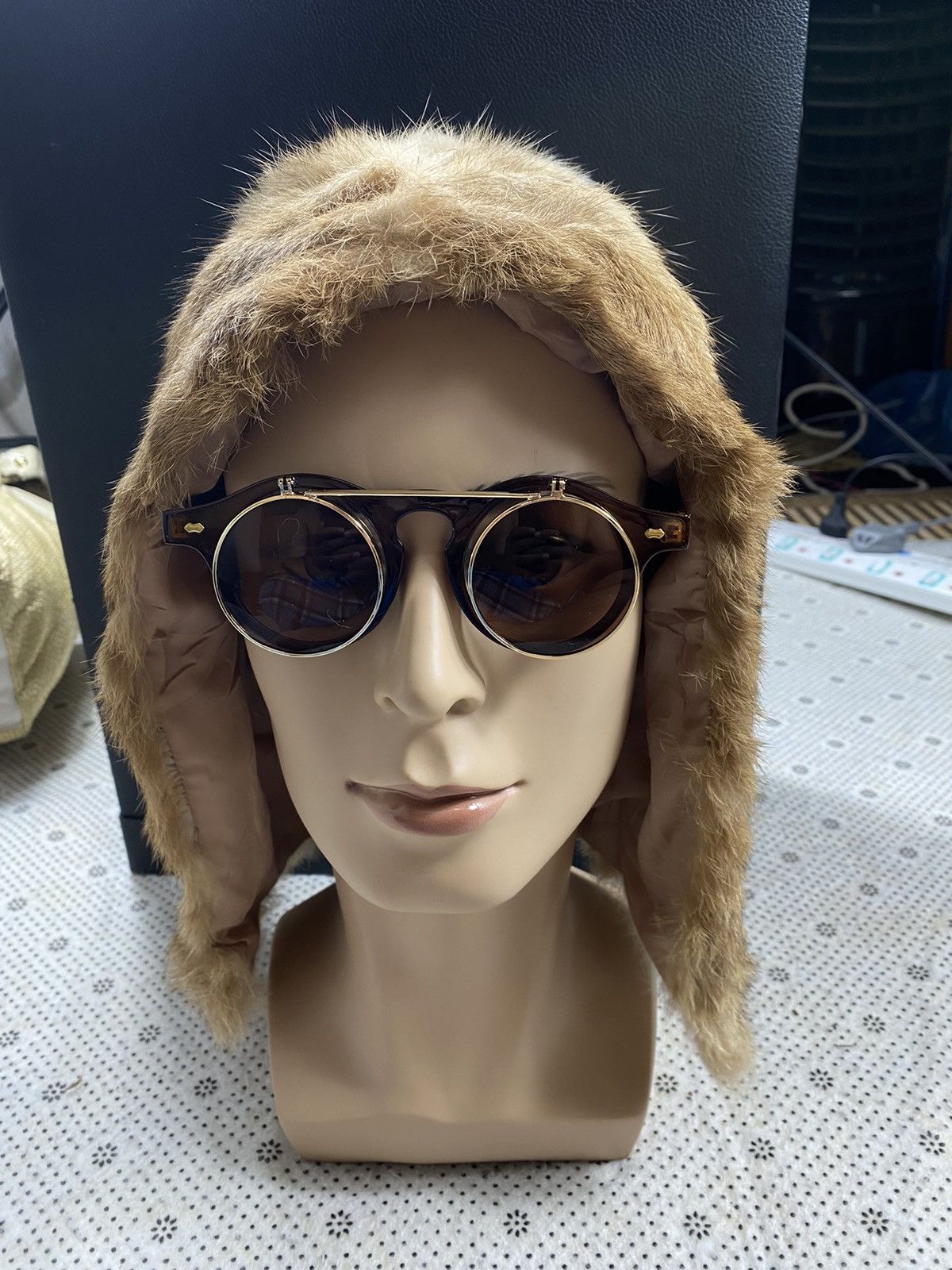 Hysteric Glamour Mink Fur Hoodie For Winter Season Size ONE SIZE - 1 Thumbnail