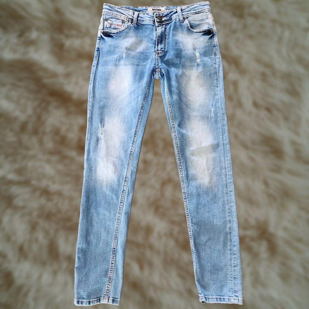 Diesel Diesel Matic Jeans Womens 30x30 Blue Light Wash Skinny Distressed Denim Size 30" / US 8 / IT 44 - 1 Thumbnail