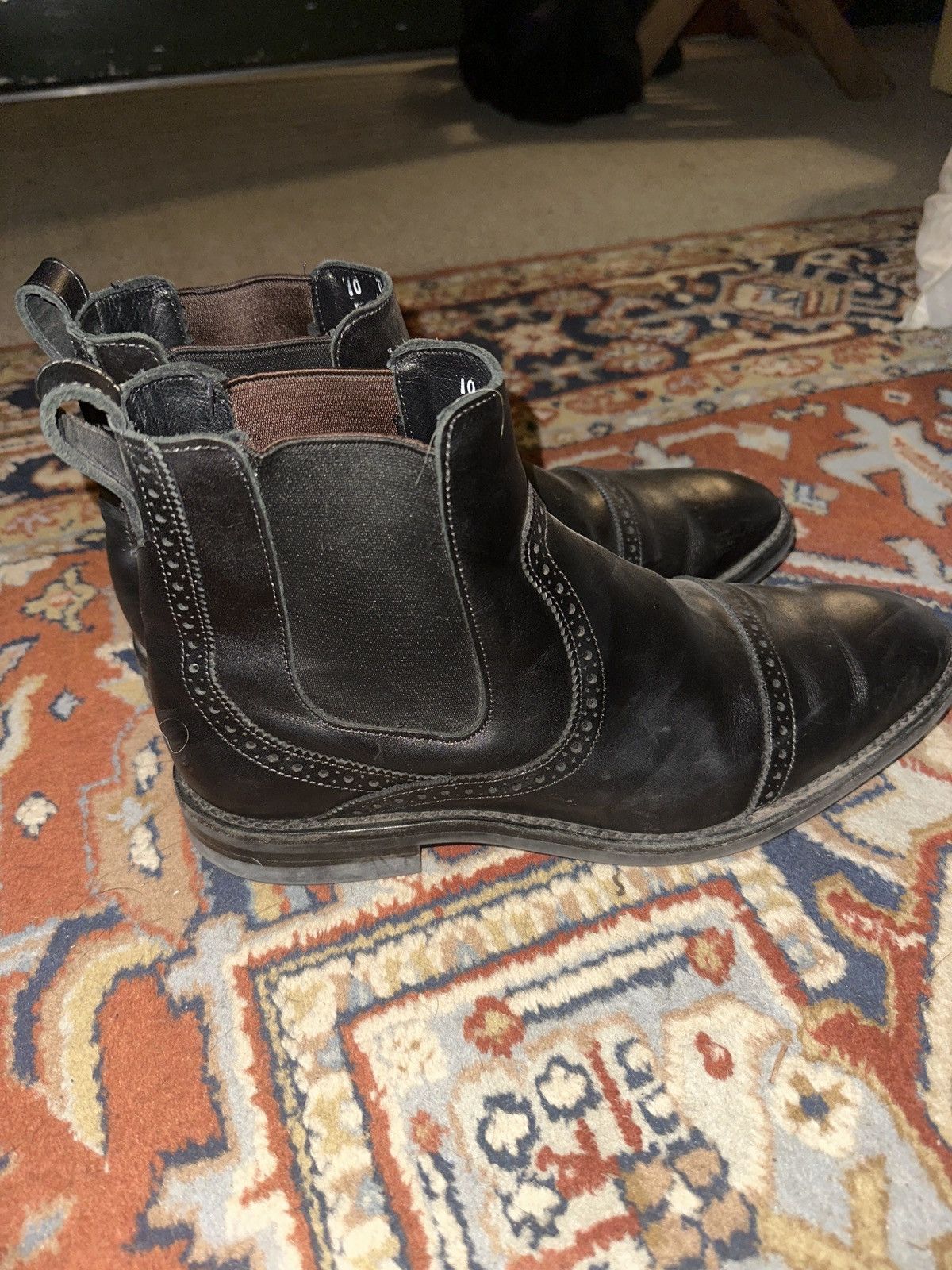 Allen Edmonds Allen Edmonds Wing Tip Size US 10 / EU 43 - 1 Thumbnail
