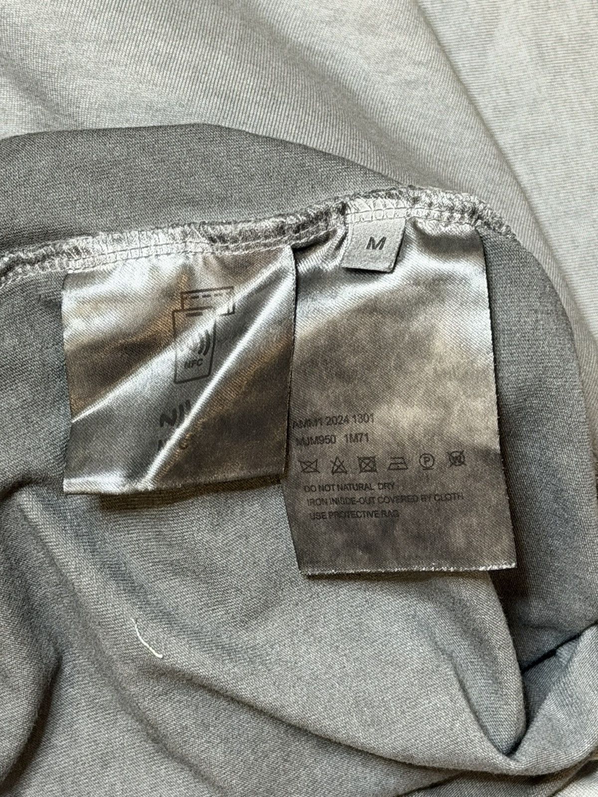 Miu Miu Miu Miu Faded Logo Tee Size US M / EU 48-50 / 2 - 6 Thumbnail