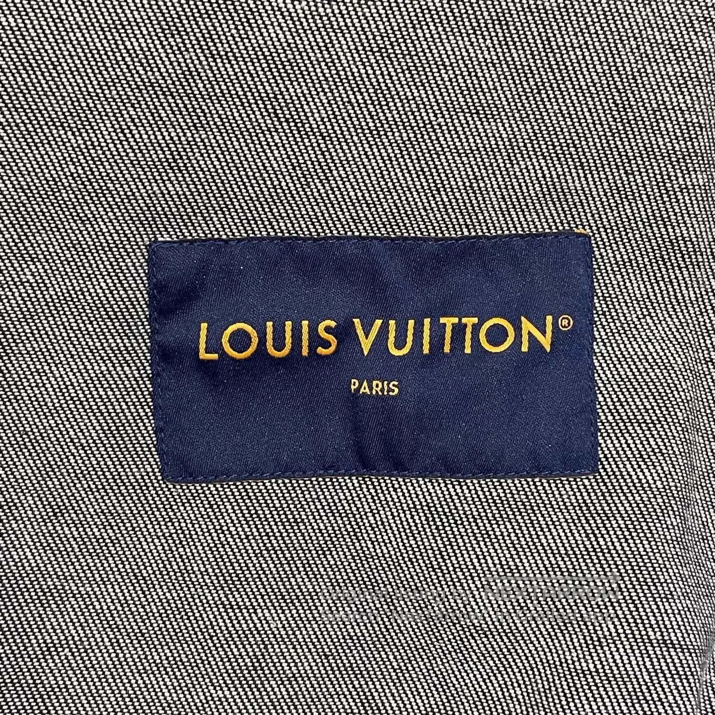Louis Vuitton LV Black Logo Printed Jacket Size 48. Size US M / EU 48-50 / 2 - 5 Thumbnail