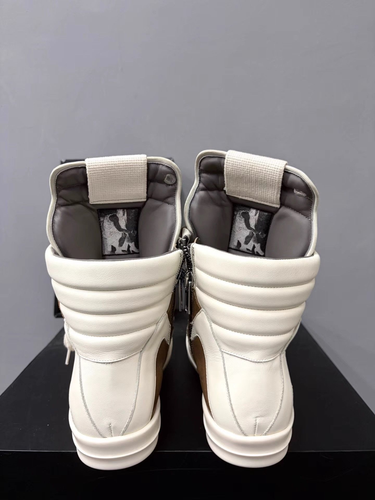 Rick Owens Rick Owens 22SS Geobasket Inverted Triangle High-Tops K34 Size US 8 / EU 41 - 7 Thumbnail