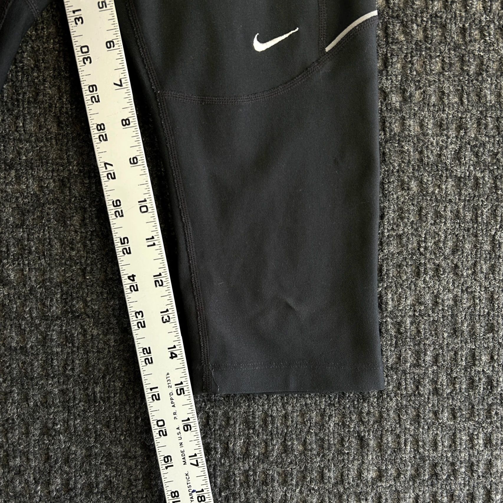Nike Nike Dri-Fit Capri Leggings Womens S Black Drawstring Zip Pocket FAST SH Size 28" / US 6 / IT 42 - 7 Thumbnail