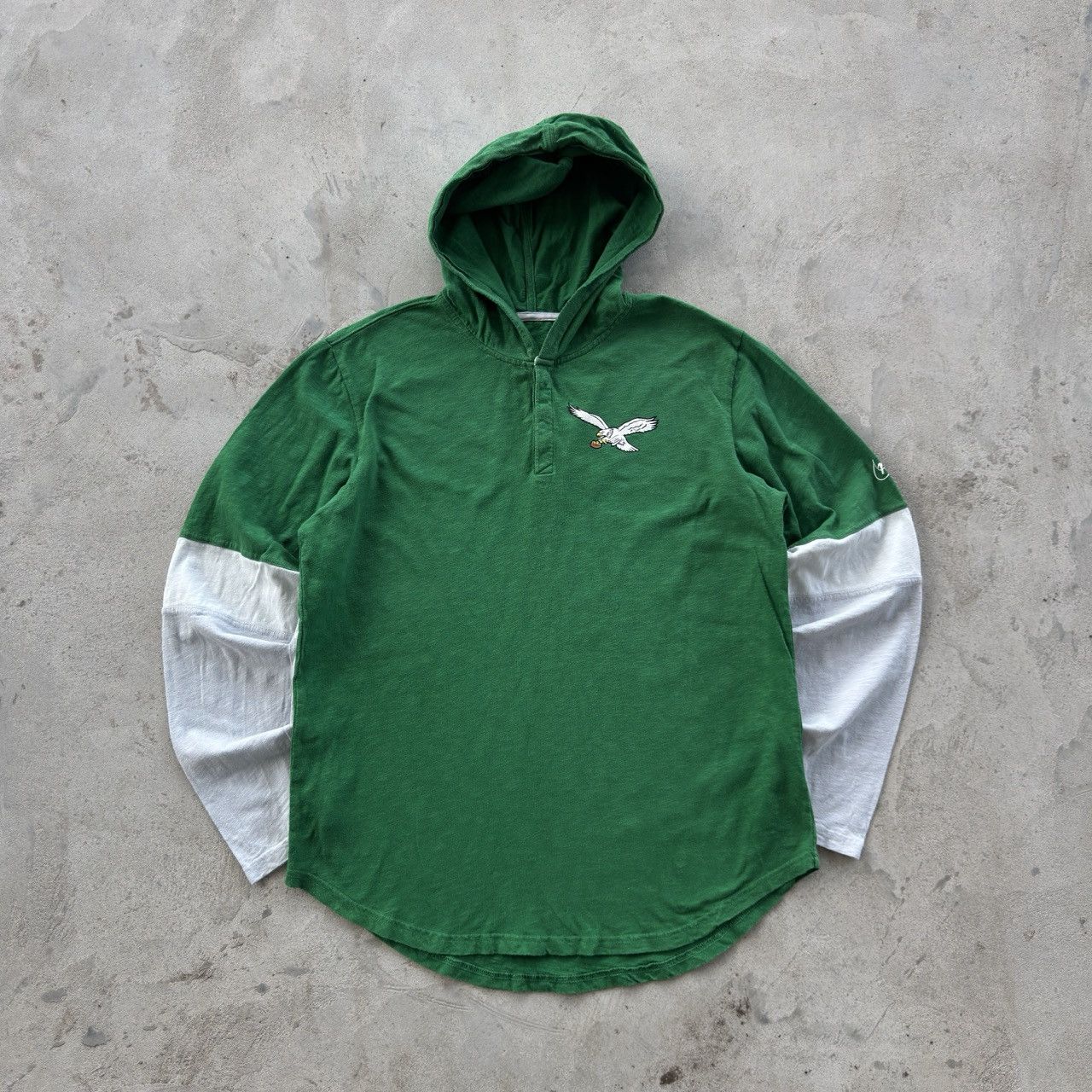 Nike Nike NFL Philadelphia Eagles Layered Hoodie L Size US L / EU 52-54 / 3 - 1 Thumbnail