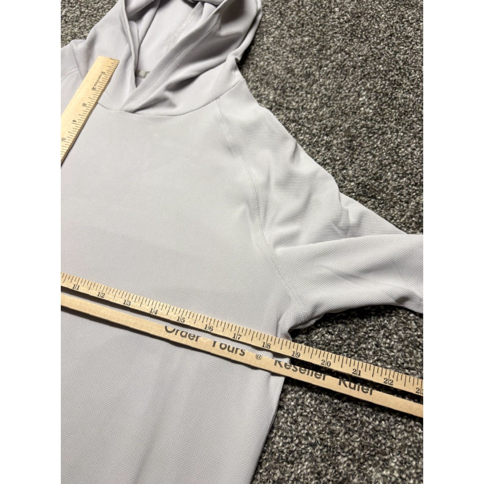 Lululemon Lululemon Hoodie Pullover Womens Small Beige Waffle Knit Logo Athletic Shirt/Hoodie Size S / US 4 / IT 40 - 4 Thumbnail