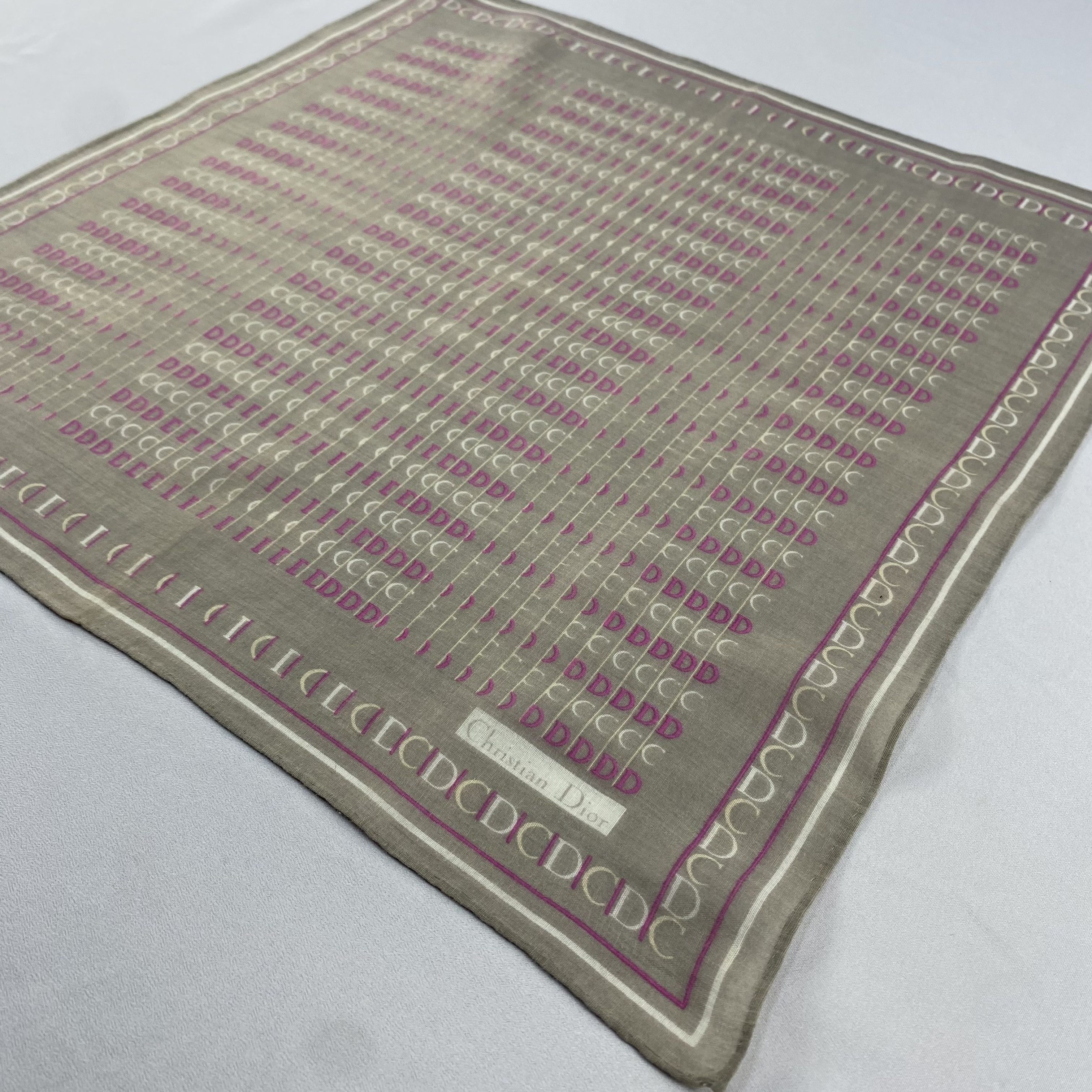 Vintage Christian Dior Handkerchief / Bandana / Neckerchief C866 Size ONE SIZE - 4 Thumbnail