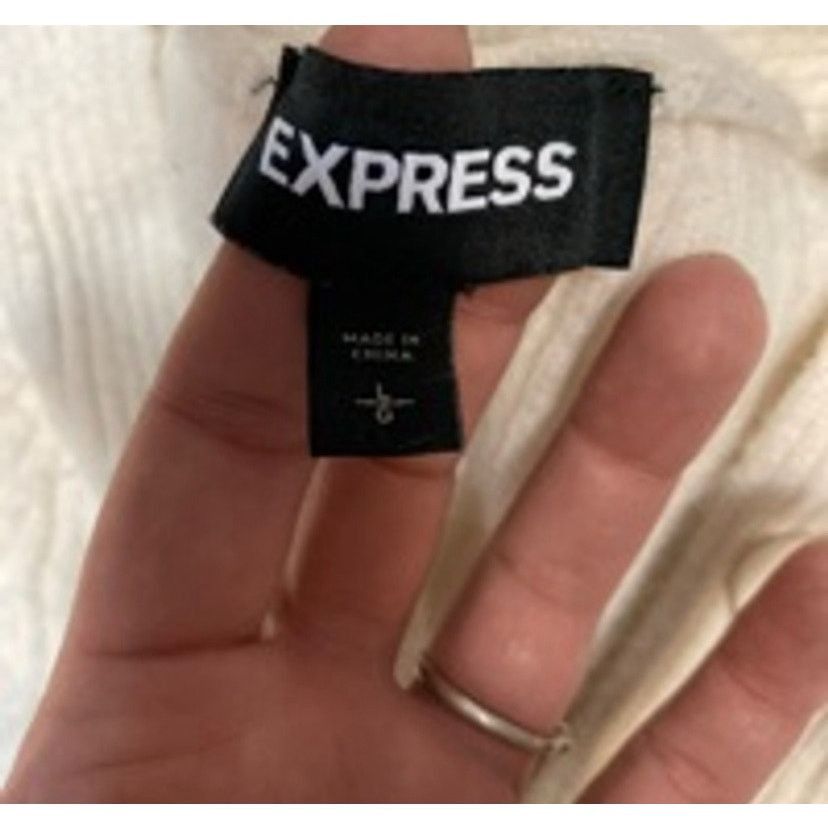 Express Minimalist White Ribbed Button-Up Cropped Cardigan Express S Size S / US 4 / IT 40 - 3 Thumbnail