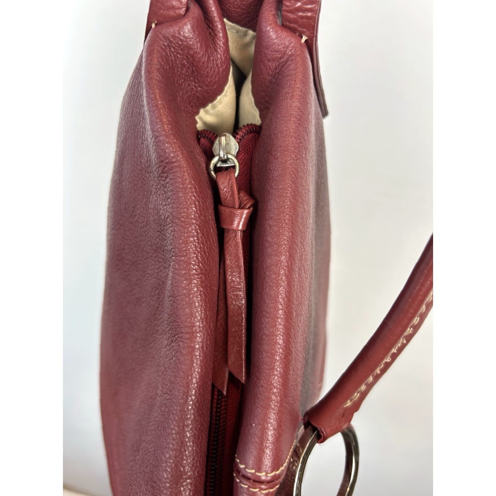 Vintage VINTAGE Wilsons Leather Hobo Bag Bucket Handbag Pebbled Red Y2K Purse Size ONE SIZE - 7 Thumbnail