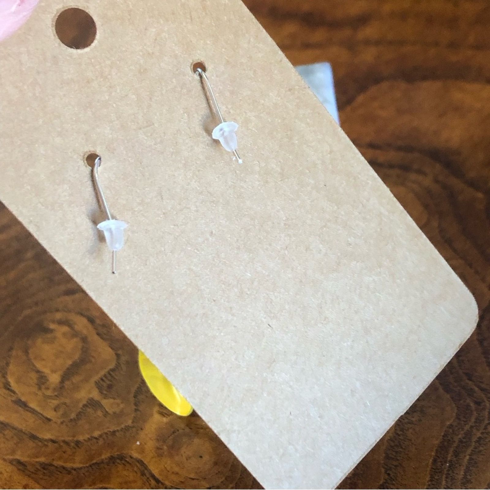 Vintage Vintage 90s bright lemon yellow hammered drop earrings Size ONE SIZE - 4 Thumbnail