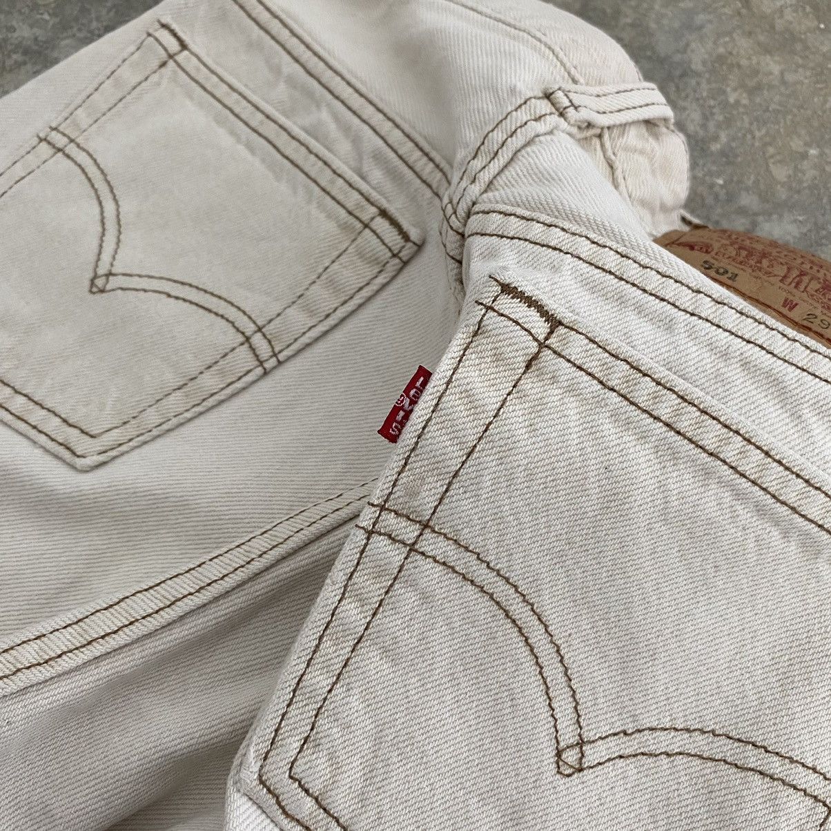 Levi's Size 27x33 Vintage 90’s Levis 501 Off White Denim Jeans Size US 27 - 22 Thumbnail
