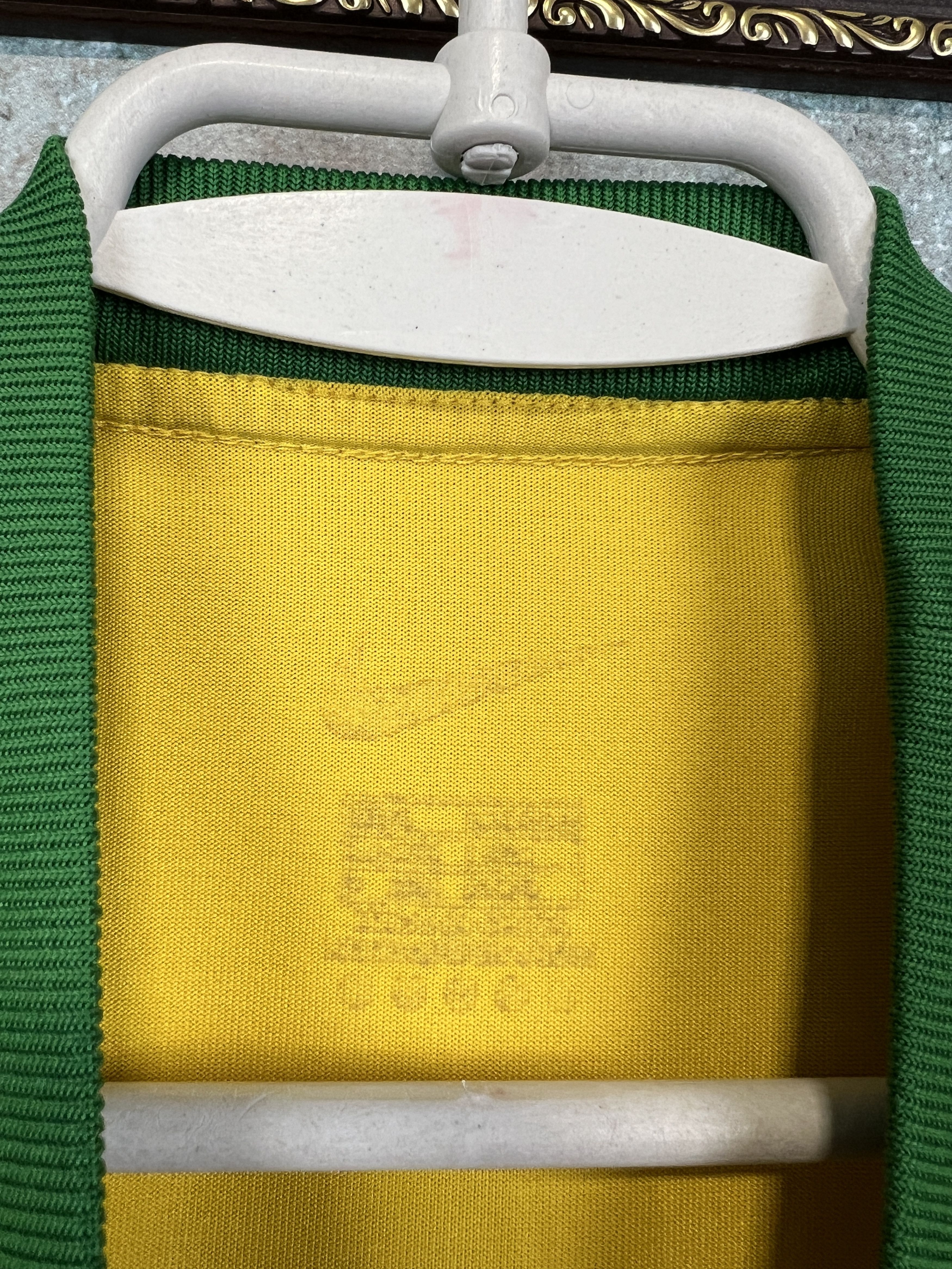 Nike Brazil Home football shirt Soccer Jersey National Team Rare Size US L / EU 52-54 / 3 - 6 Thumbnail