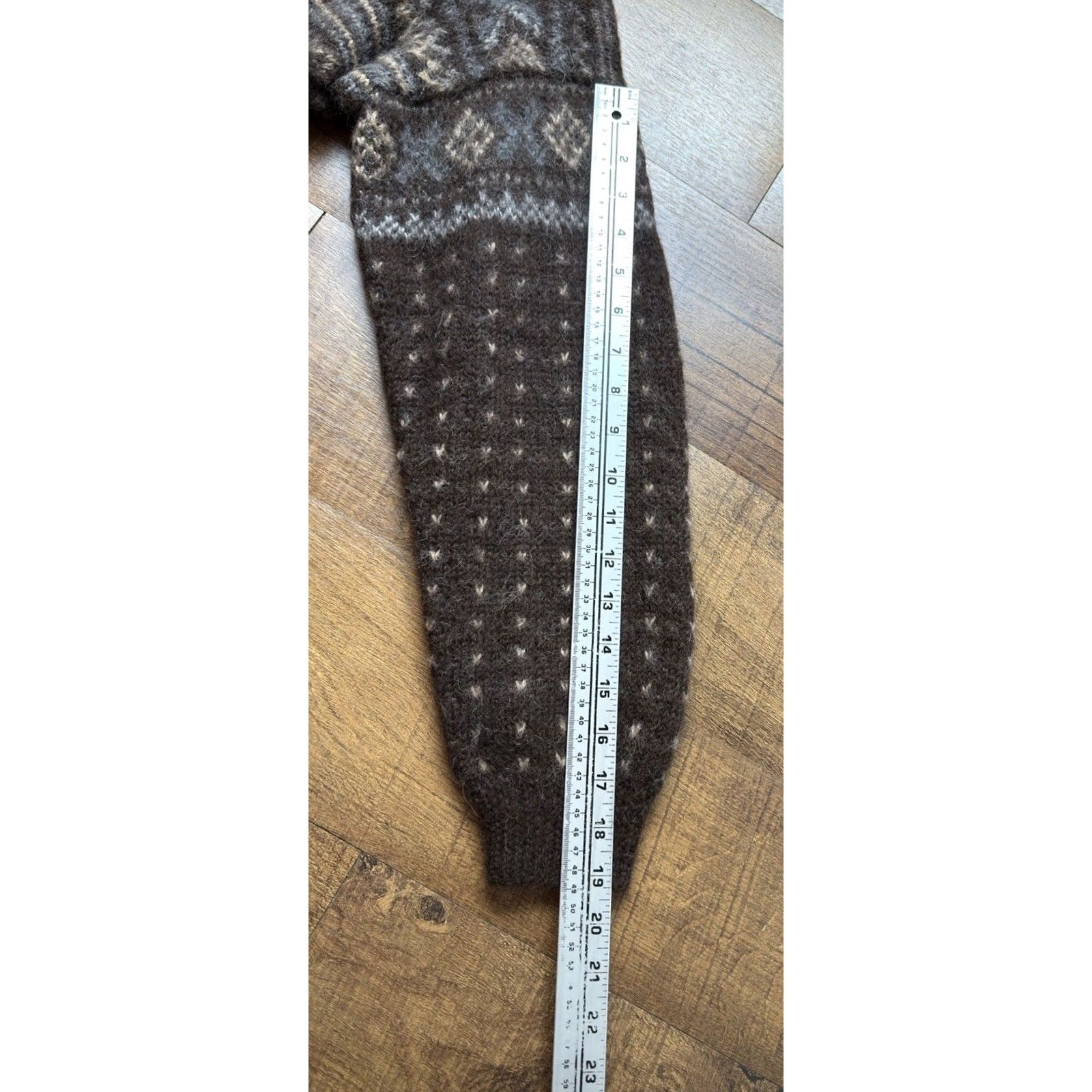 Vintage Pavo Real Women’s Large Cardigan Sweater 100% Alpaca Fair Isle Nordic Brown Long Sleeve Crew Neck Knit Christmas Winter Aztec DP Size L / US 10 / IT 46 - 6 Thumbnail