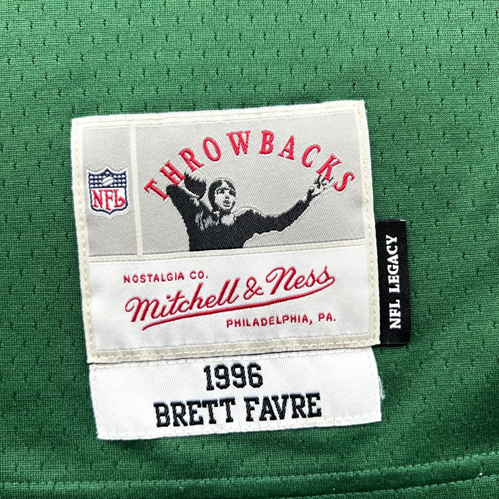 Mitchell & Ness Mitchell & Ness Brett Favre #4 Green Bay Packers 1996 Legacy Jersey Mens Medium Size US L / EU 52-54 / 3 - 5 Thumbnail
