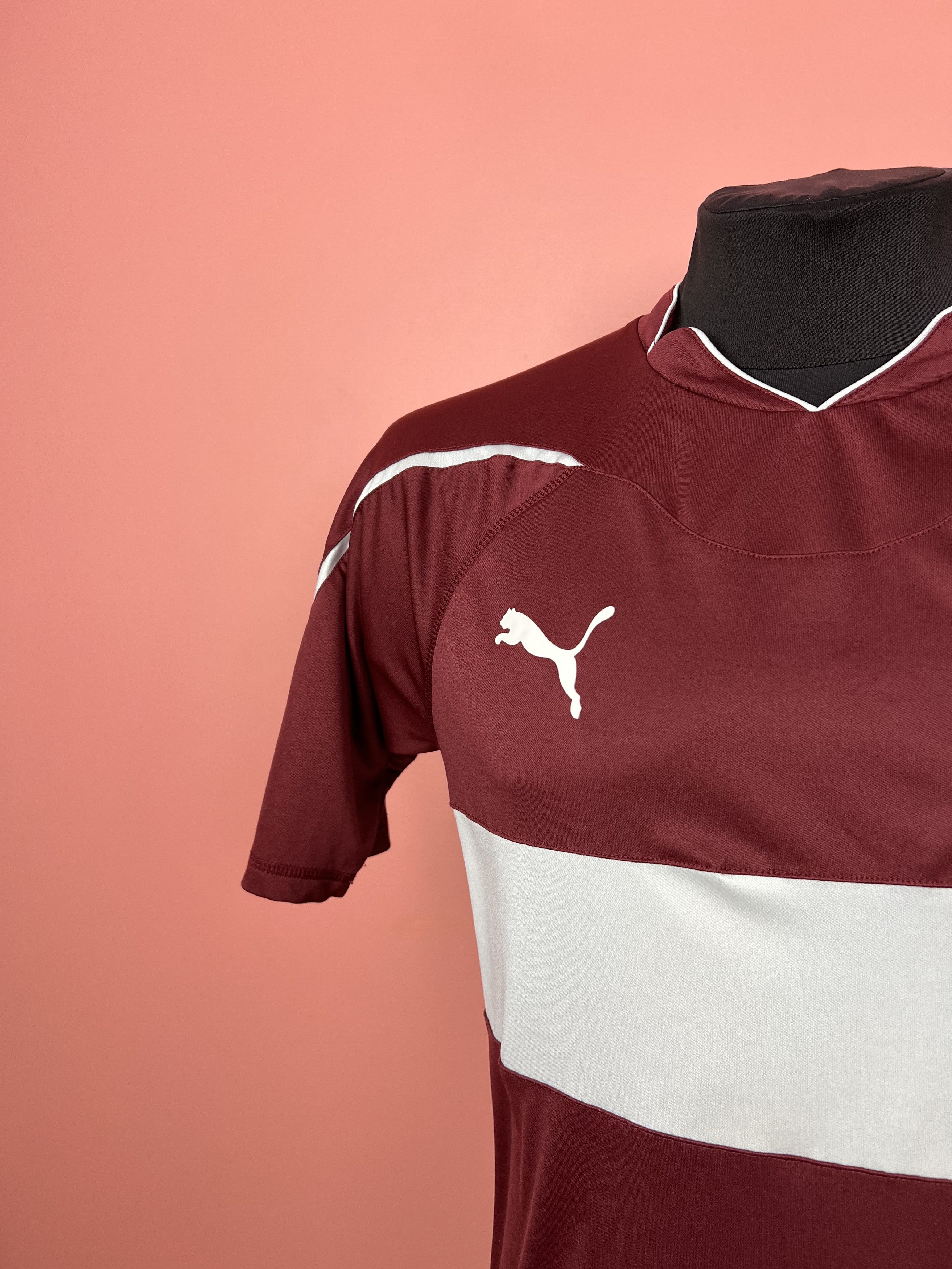 Puma VFB Stuttgart soccer jersey football shirt 2010 2011 Size US M / EU 48-50 / 2 - 5 Thumbnail