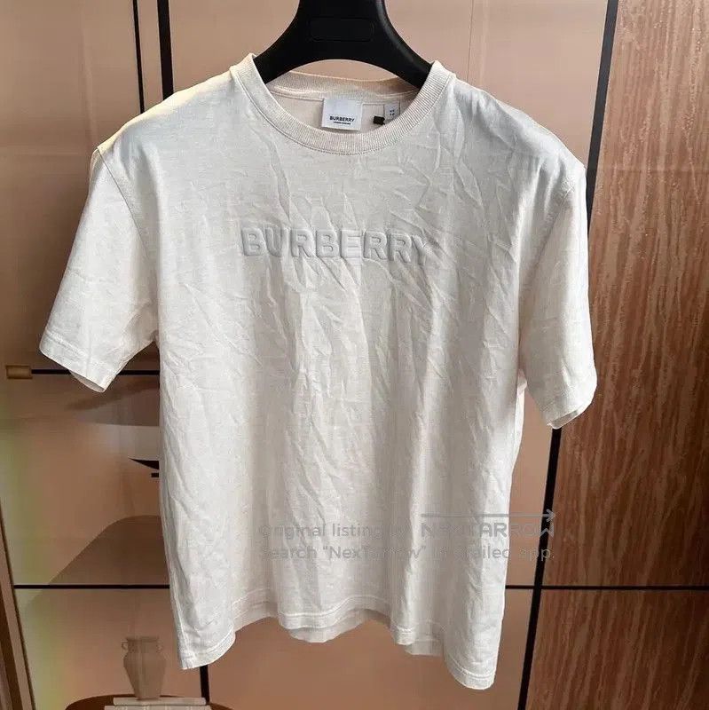 Burberry Burberry White Cotton Women's T-Shirt. Size XS / US 0-2 / IT 36-38 - 1 Thumbnail